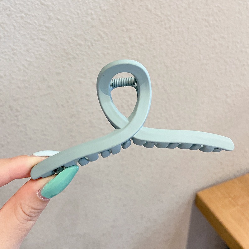Kẹp tóc nữ Hàn Quốc cute WELLFIT KT007 kẹp càng cua xoắn bằng nhựa cứng nhám nhiều màu sắc
