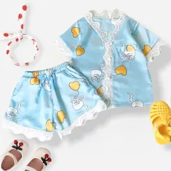 Set Quần Áo Mặc Nhà Trẻ Em Bộ Đồ Ngủ Pijama Cho Bé Gái Cộc Tay Lụa Satin Hình Tim Phối Viền Ren - Shin.s Store BN22