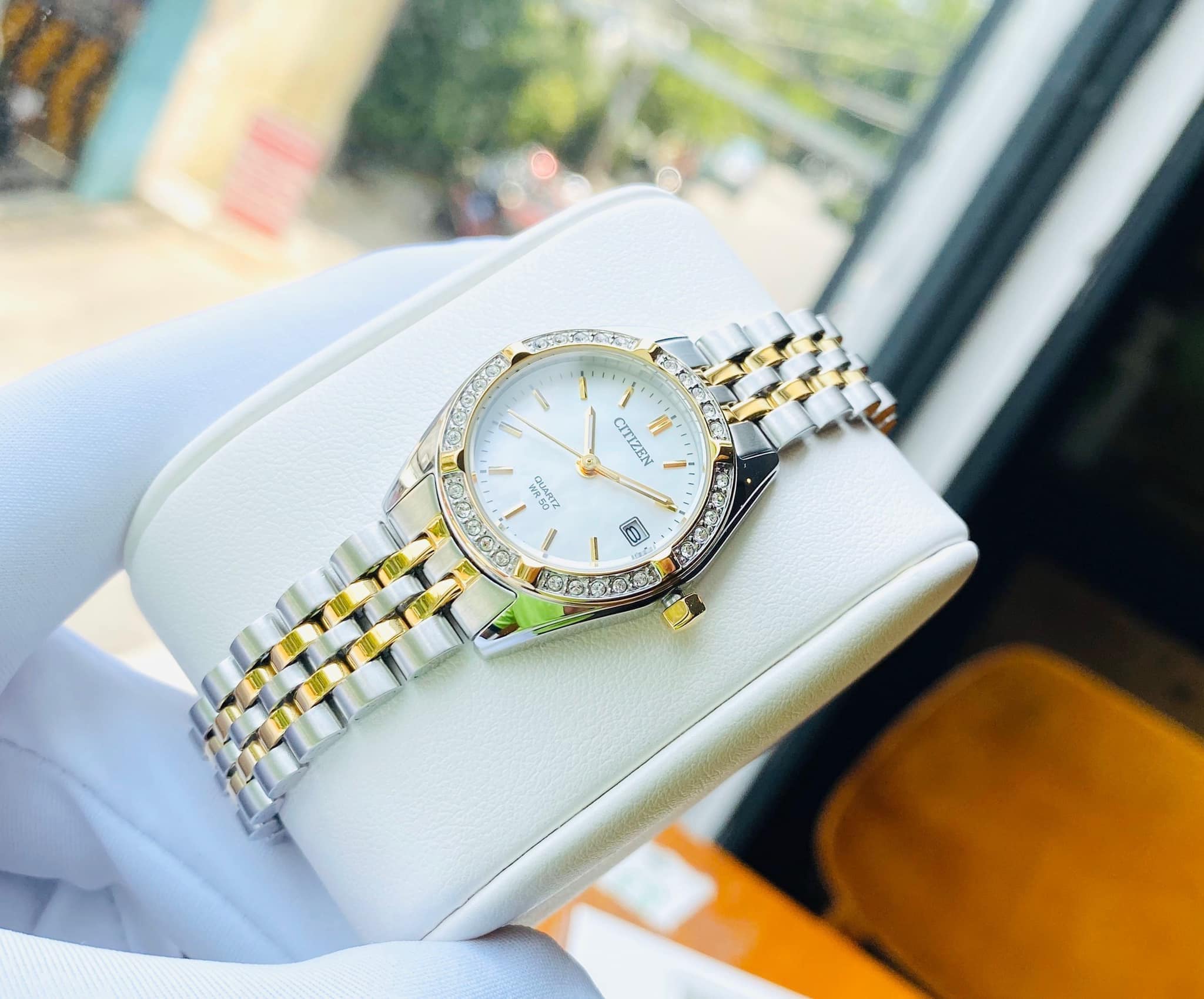 Đồng hồ nữ citizen eu6064-54d - tiểu rolex sang trọng