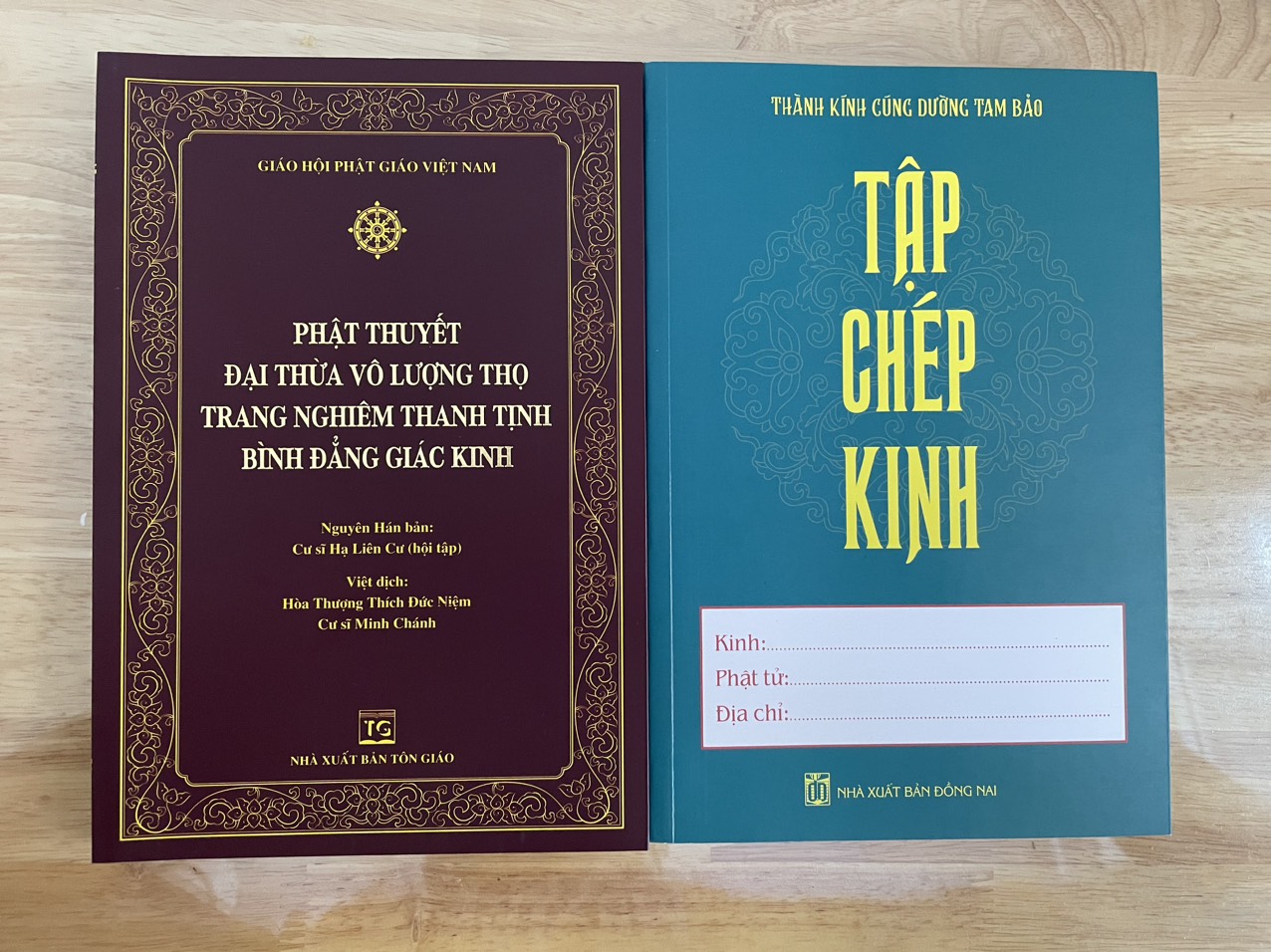 Combo Kinh Phật Thuyết Đại Thừa Vô Lượng Thọ và Vở chép Kinh