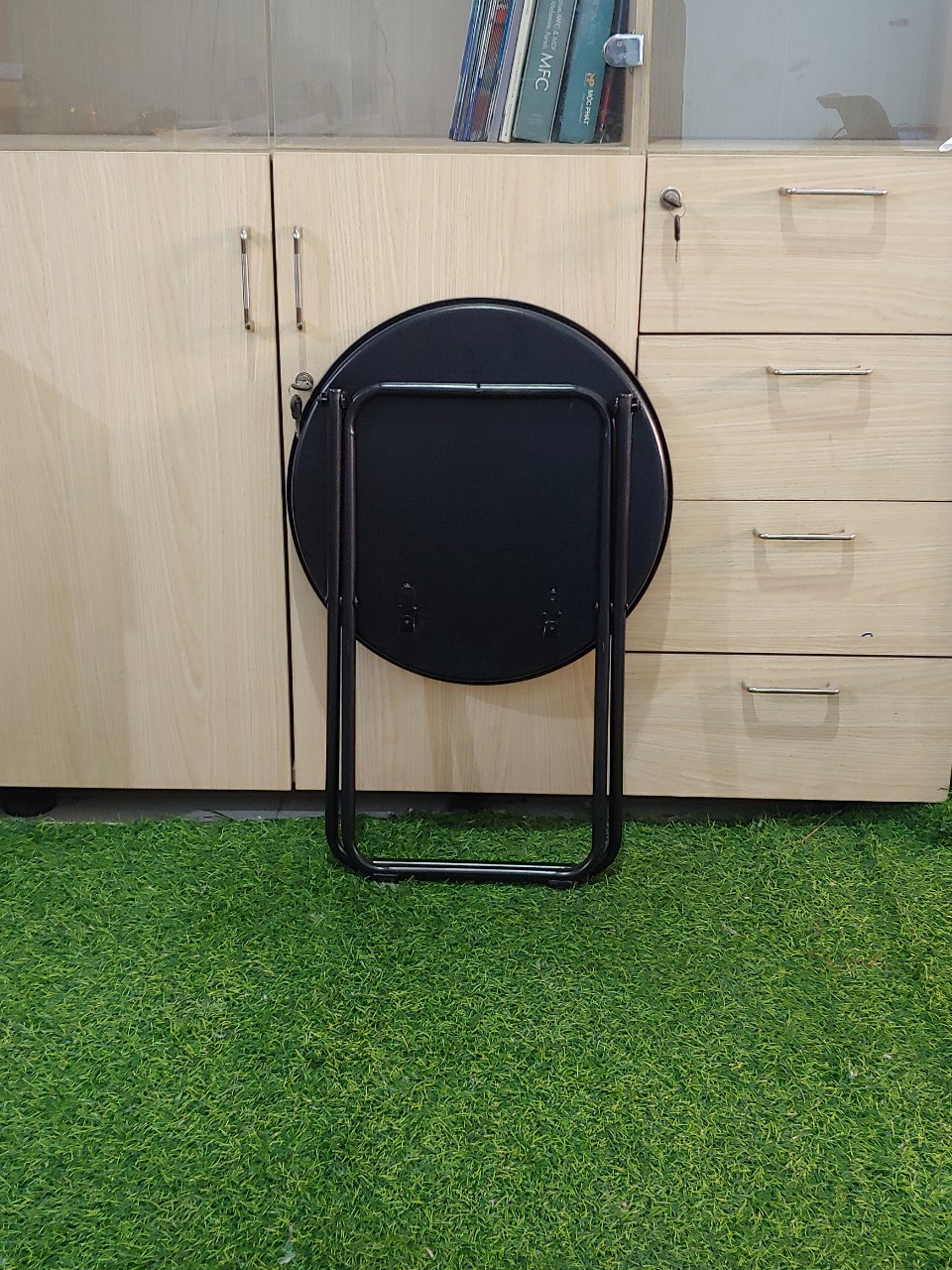 [CHINH PHỤC KHÁCH HÀNG-BÀN SẮT TRÀ CHANH MÀU ĐEN 2 CHÂN -PHÙ HỢP ĐI PHƯỢT, CAFE, TRÀ ĐÁ VỈA HÈ, HỌC HÀNH,...