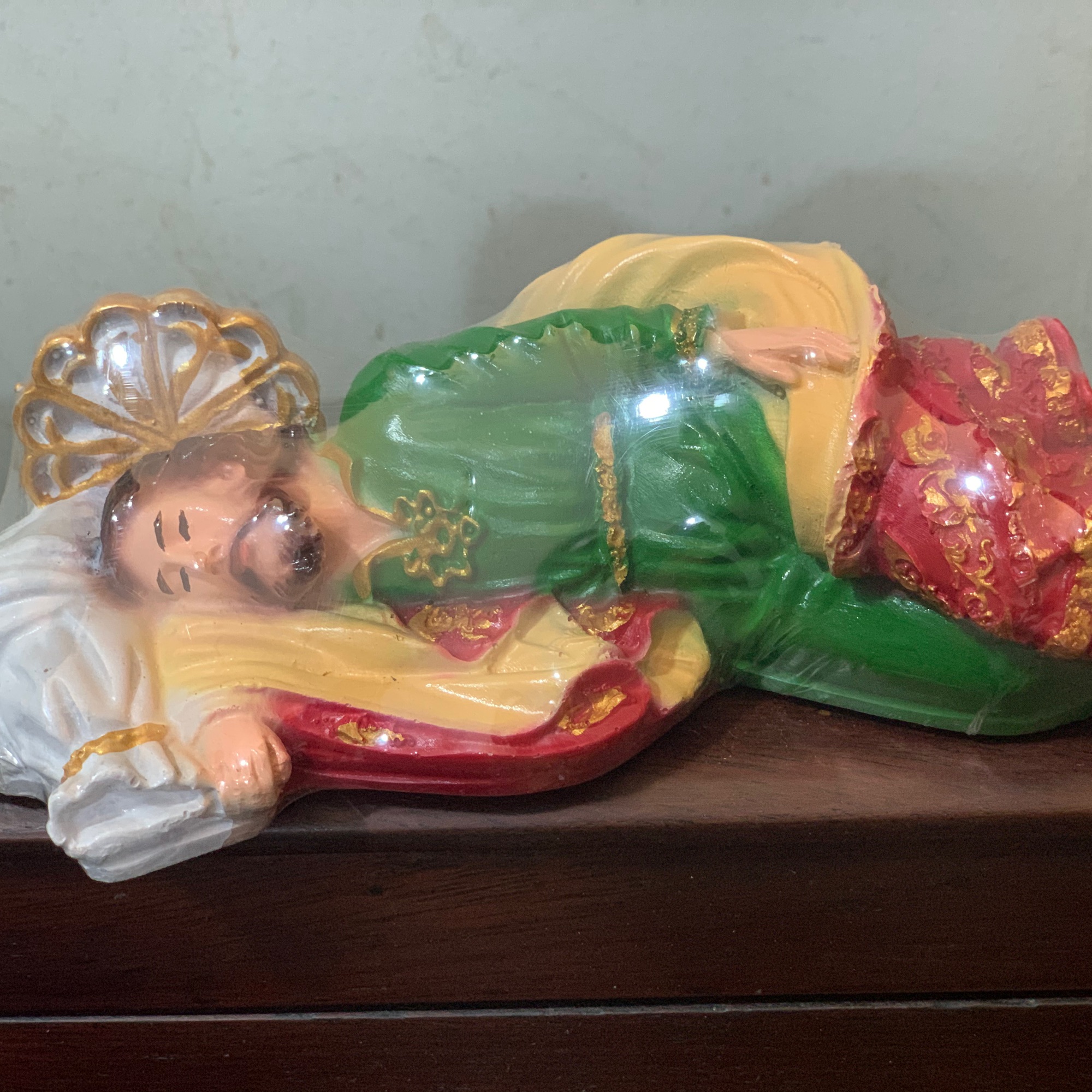 Tượng công giáo- Tượng Thánh Giuse nằm ngủ màu sắc sặc sở dài 20cm