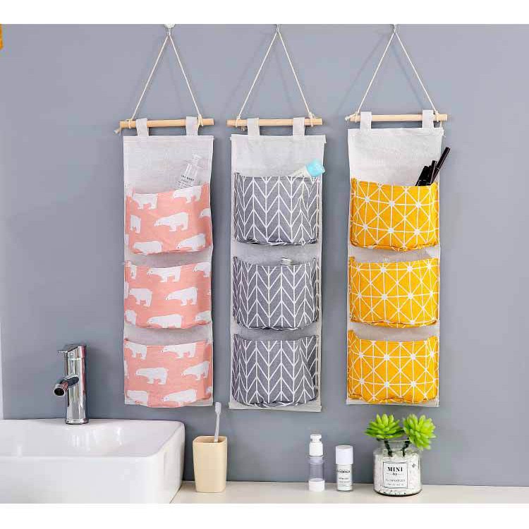 [HCM]( SIÊU TIỆN LỢI ) TÚI VẢI CANVAS ĐỰNG ĐỒ TREO TƯỜNG 3 NGĂN KIỂU HÀN QUỐC - TÚI TREO TƯỜNG 3 NGĂN TIỆN ÍCH SẮP XẾP KHÔNG GIAN SỐNG THÊM GỌN GÀNG DỄ TÌM KIẾM