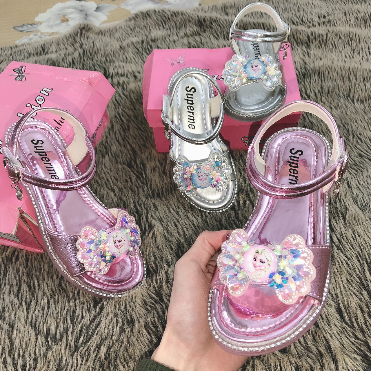 Giay SANDAL Nữ Công Chúa Hàng Quảng Châu Cao Cấp HOT Bao Chất(519)XẢ KHO BÁN LỖ (dép lỗi do vận chuyển )