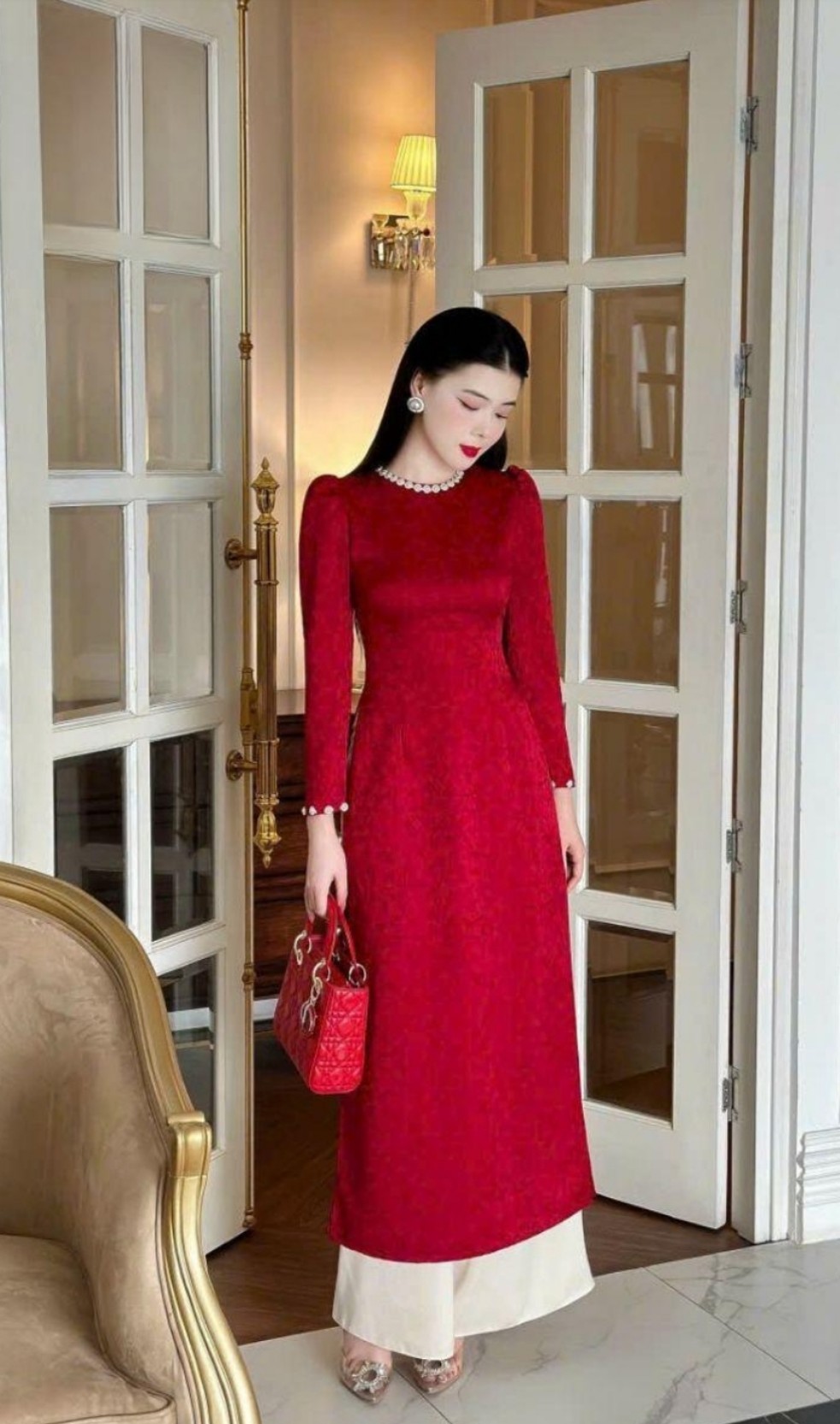 Áo dài nữ màu be dịu dàng đính kết hoa dịu dàng - Áo dài cách tân Lan Khuê - HN37