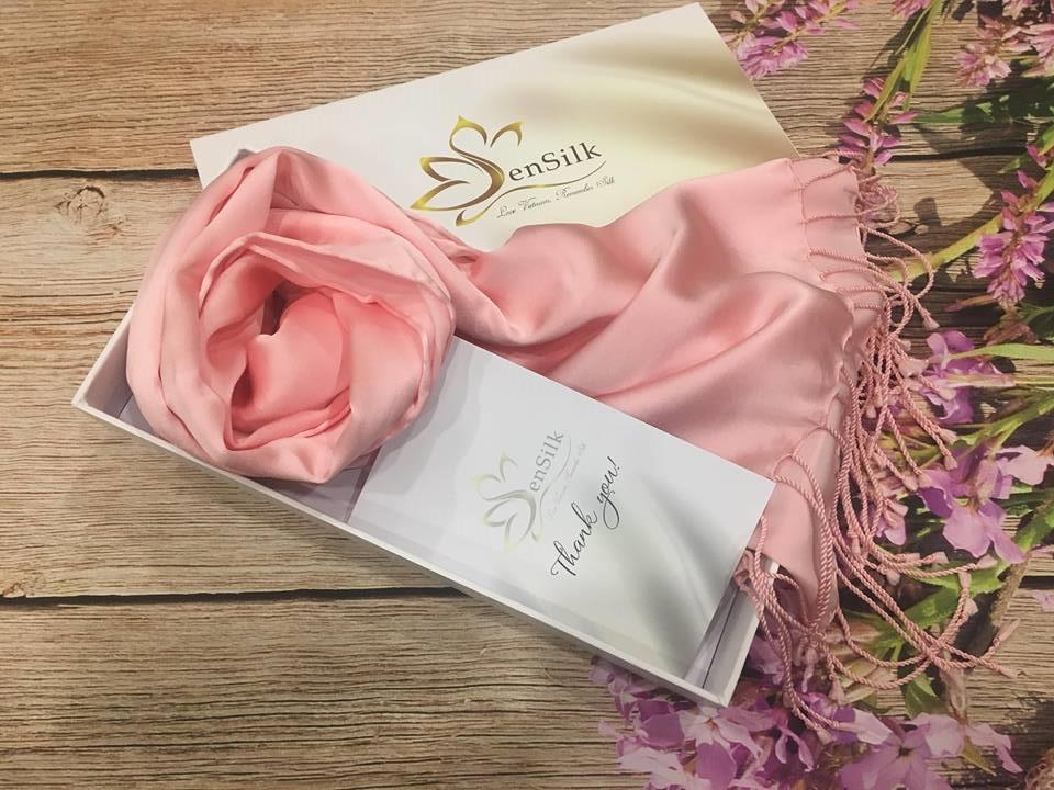 Khăn Lụa Tơ Tằm SenSilk Luxury Hồng