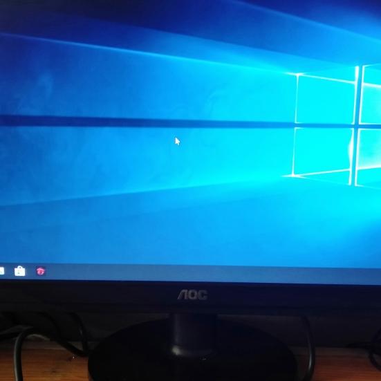 Màn hình AOC led full hd 22in còn đẹp nguyên zin
