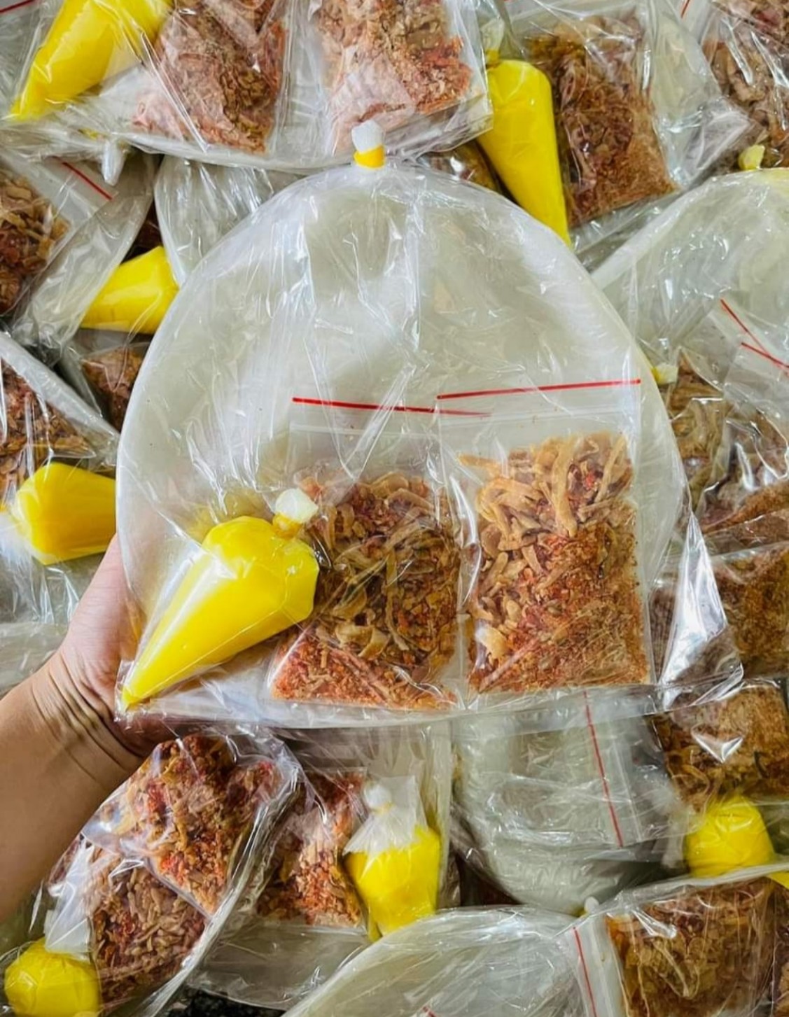 Combo bánh tráng muối ruốc hành phi