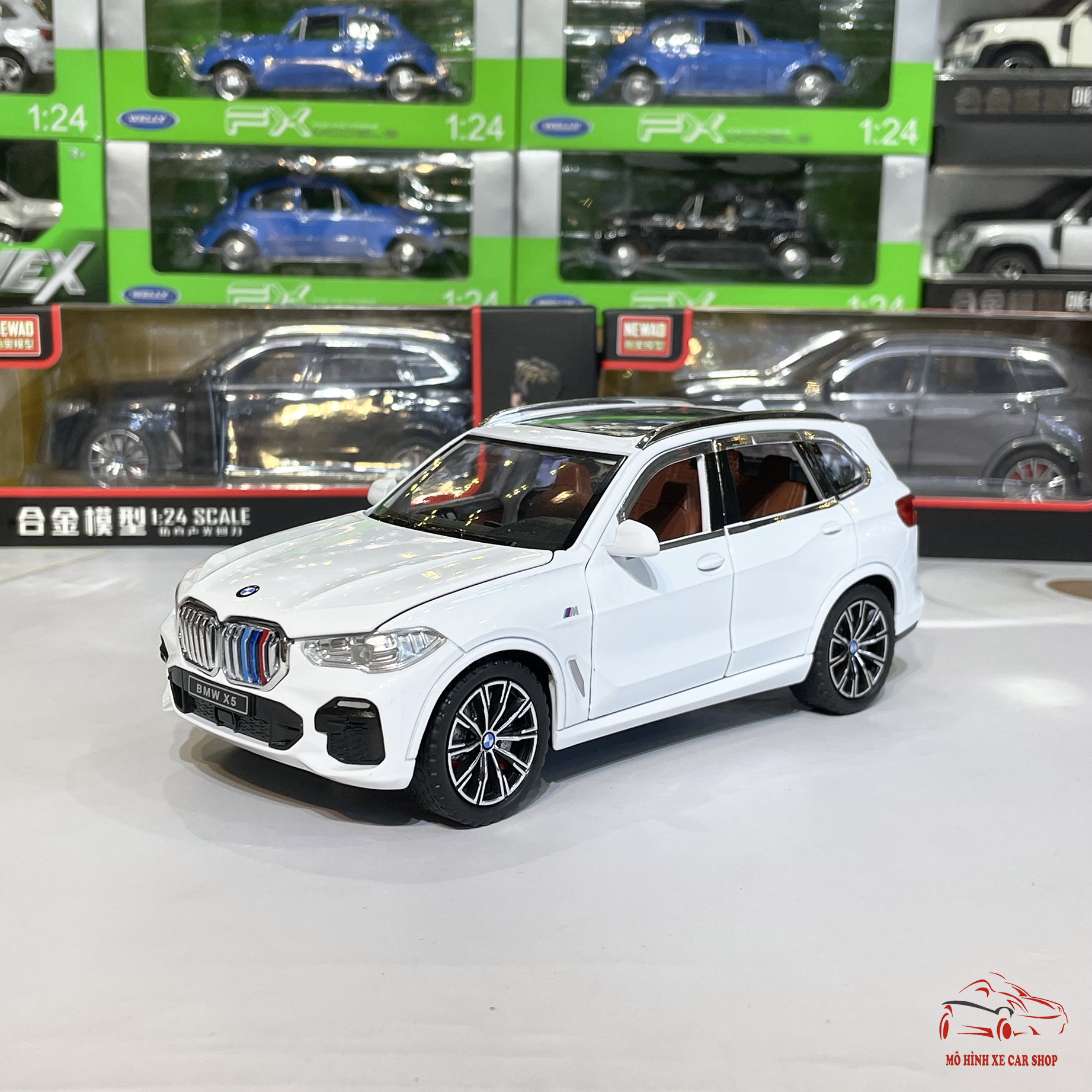 BMW X5 ﻿G05 xDrive40i(2018) Newao Toys 1:24 Diecast Model Car 