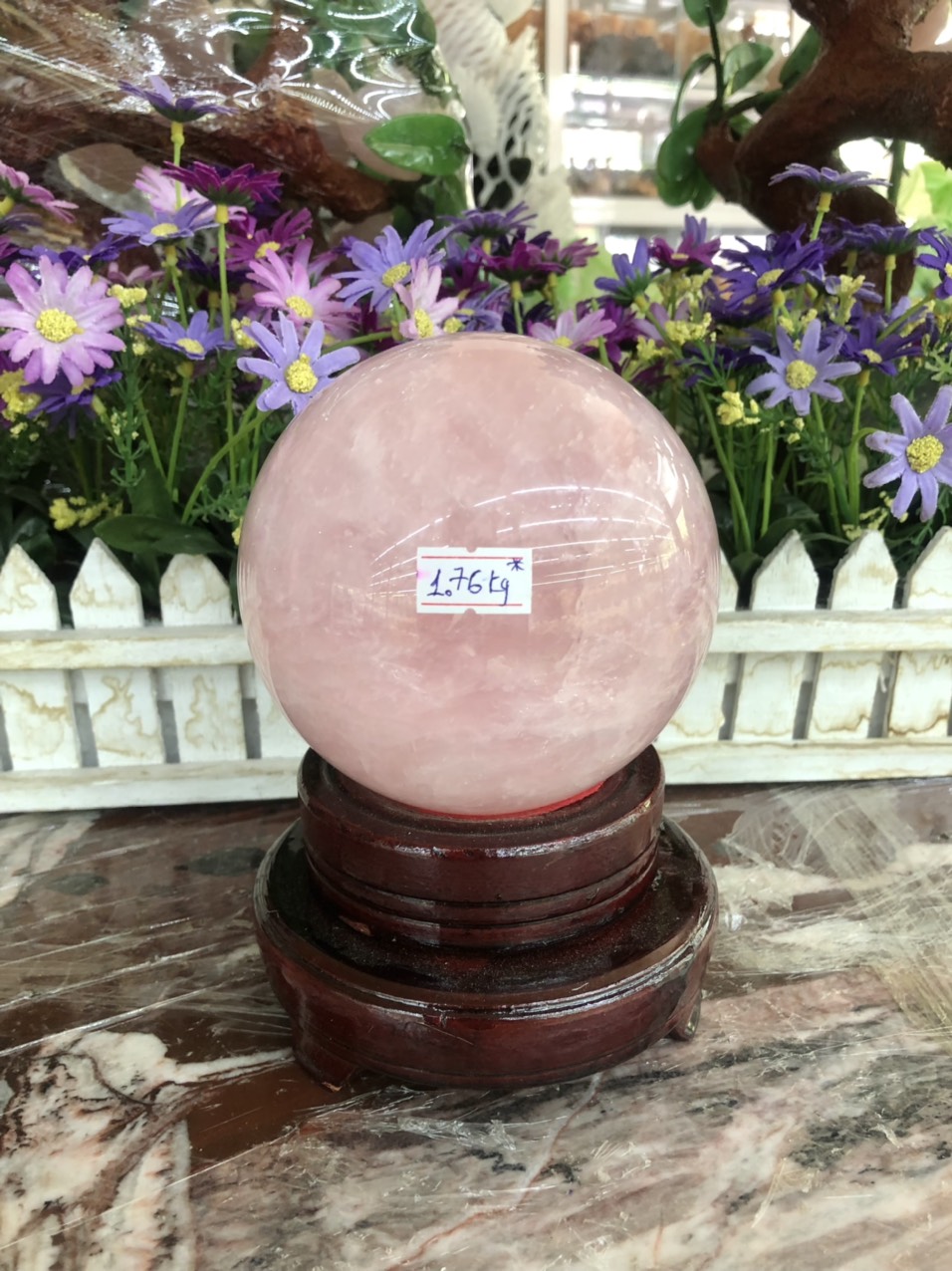 Quả cầu phong thủy đá thạch anh hồng - Đường kính 10,2 cm và 10,5 cm