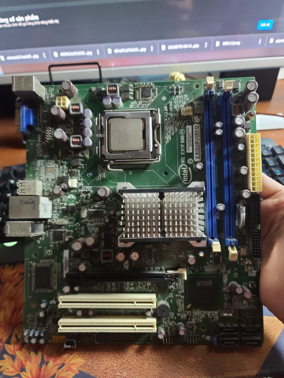 Main g41 intel dg41rq - socket 775 ddr3 - hàng cũ bảo hành 1 tháng - main có 2 cổng pci thường