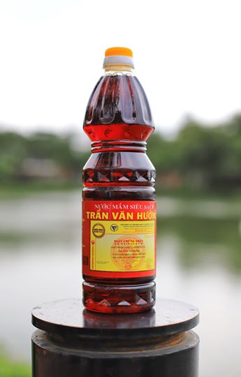 Nước mắm Sạch Trần Văn Hưởng loại thượng hạng 35N