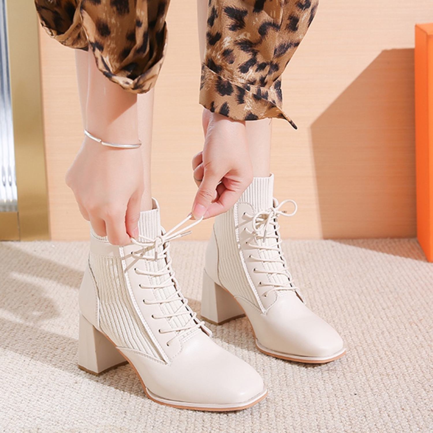 Bốt nữ boot cổ len cổ cao cao gót 7 phân đế vuông