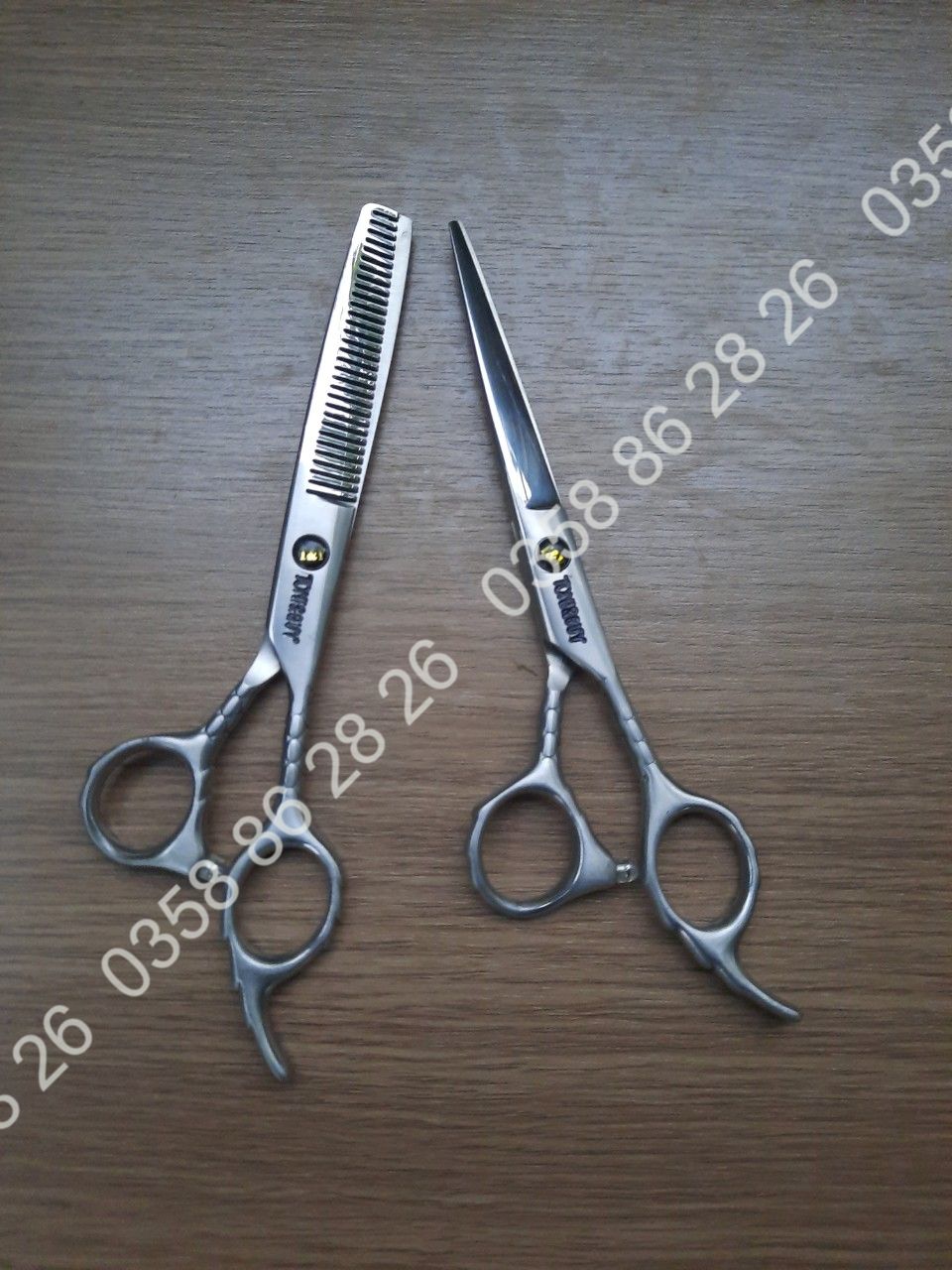 Bộ kéo cắt tóc thương hiệu toni&guy 6.0 vat036 tay kéo thẳng