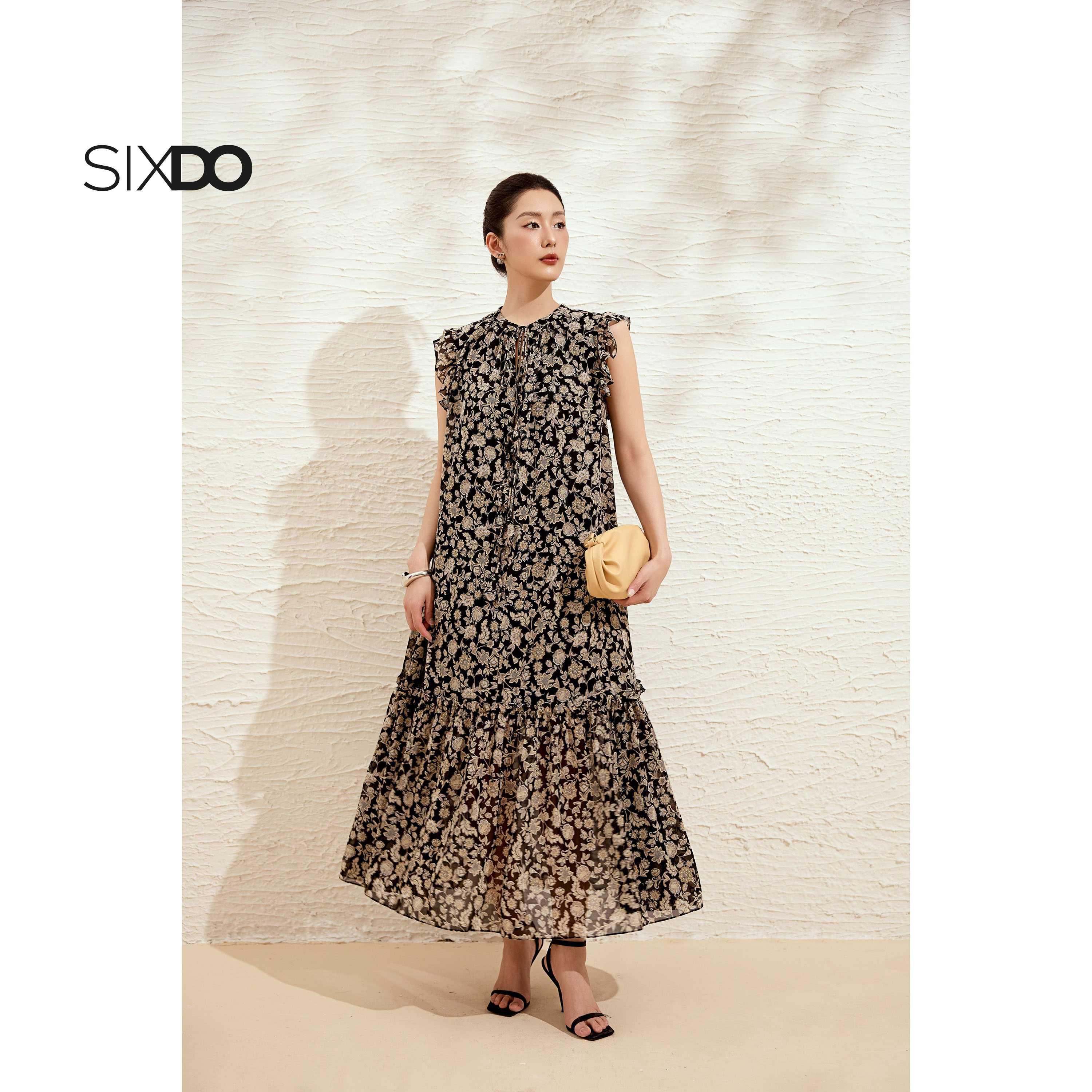 Đầm suông chiffon không tay nền đen hoa vàng SIXDO (Black Chiffon Loose Dress)