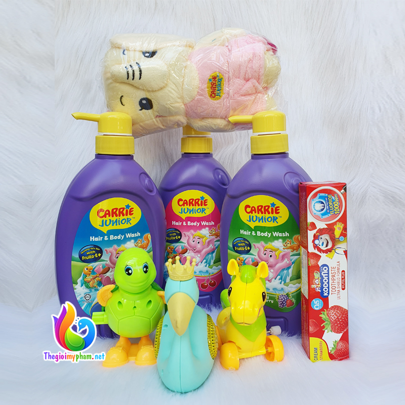 Sữa Tắm Gội Toàn Thân Em Bé Carrie Junior 700g