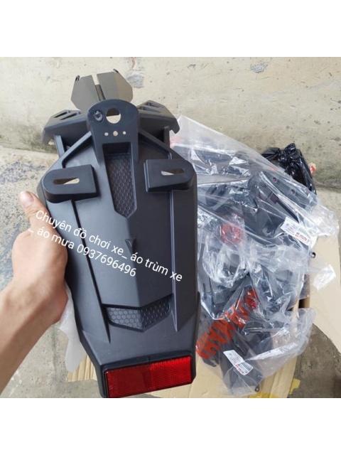 Dè sau mã lai có tem yamaha gắn cho ex150
