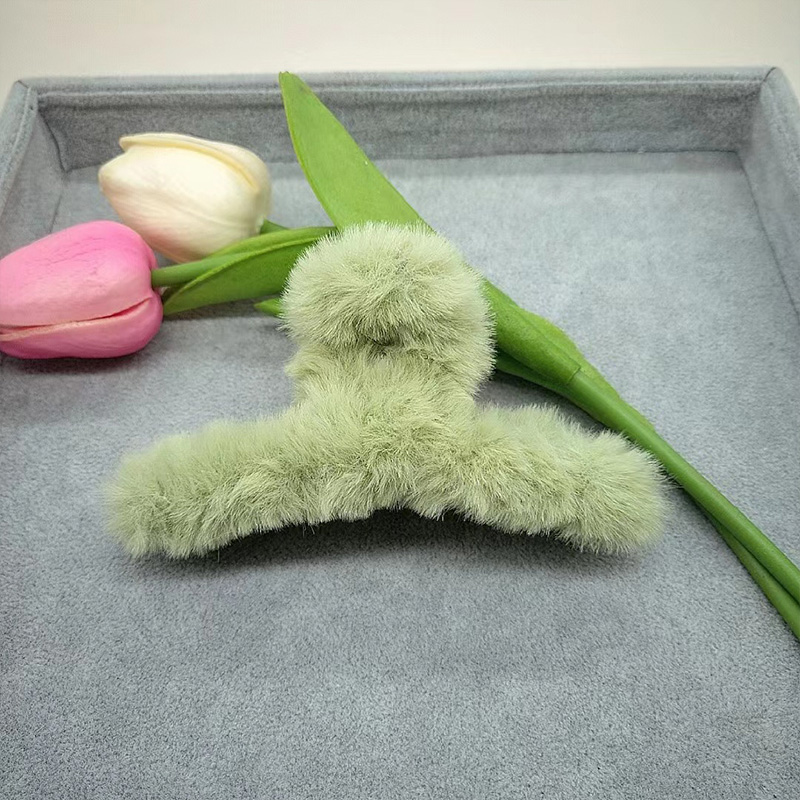🌟 Clip tóc cá mập kẹp sau gáy Plush kẹp tóc cô gái Hàn Quốc tóc kẹp tóc mùa thu đông mềm mại lông FAVOURIE