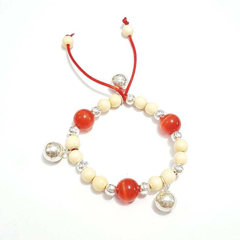 Vòng dâu tằm charm lục lạc bạc và đá phong thủy
