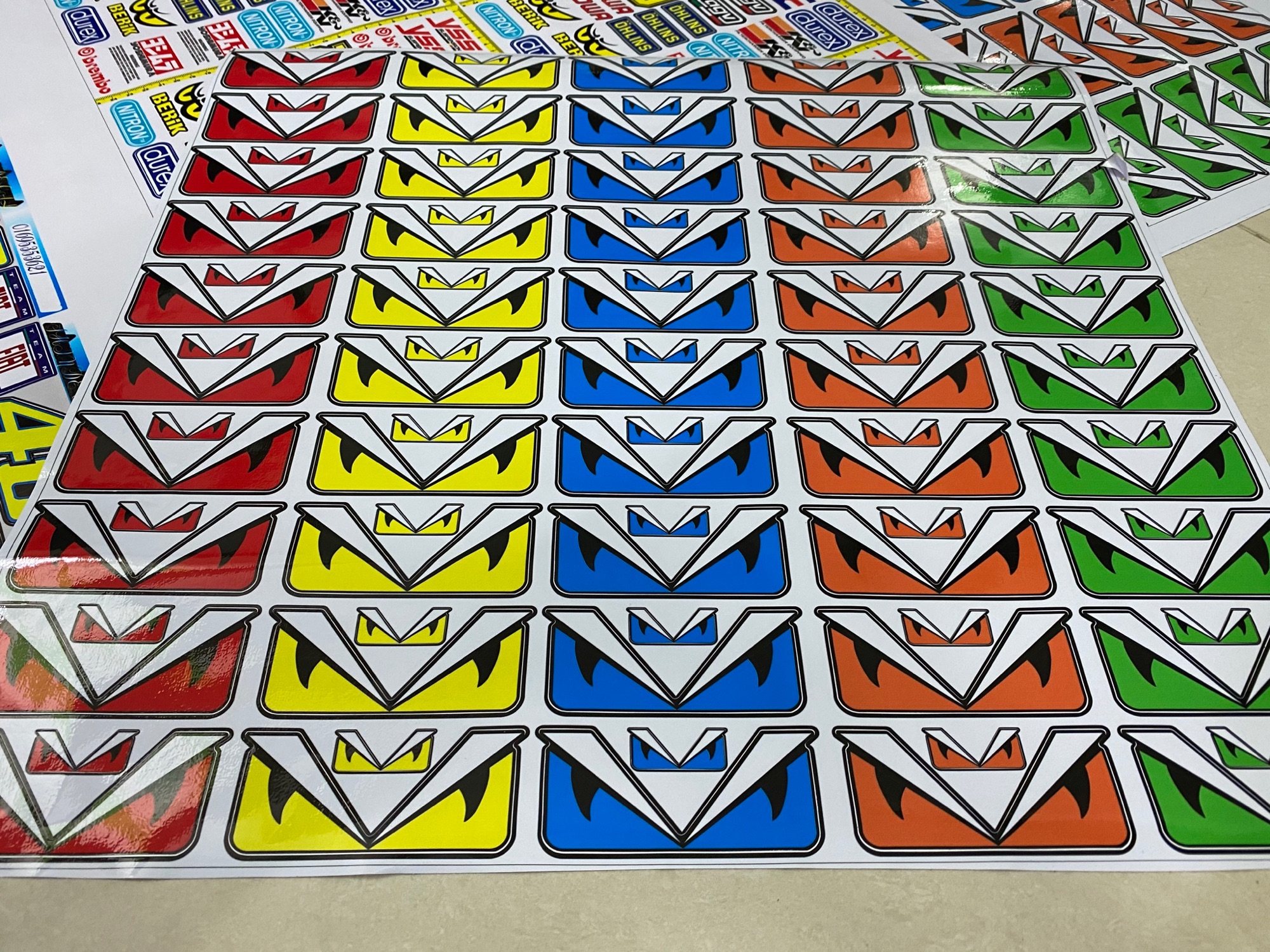 Combo 5 cái mắt Fendi 5 màu 4x10cm