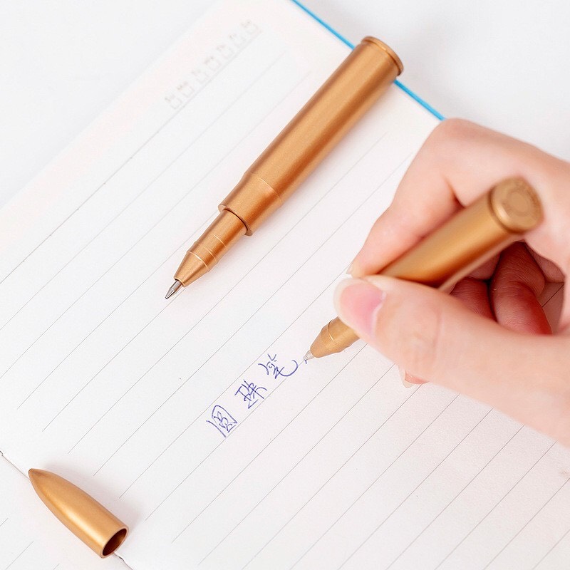 Bút bi viết tạo hình độc đáo - bút viết mực xanh