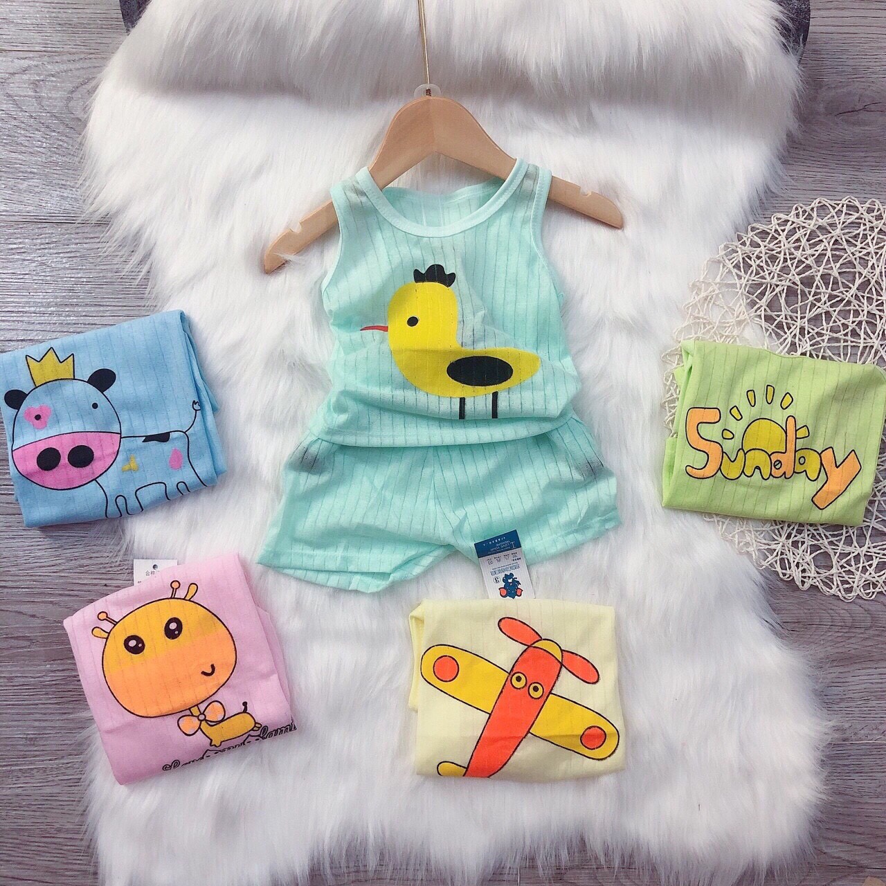 2 bộ ba lỗ giấy màu ngẫu nhiên 4-14kg
