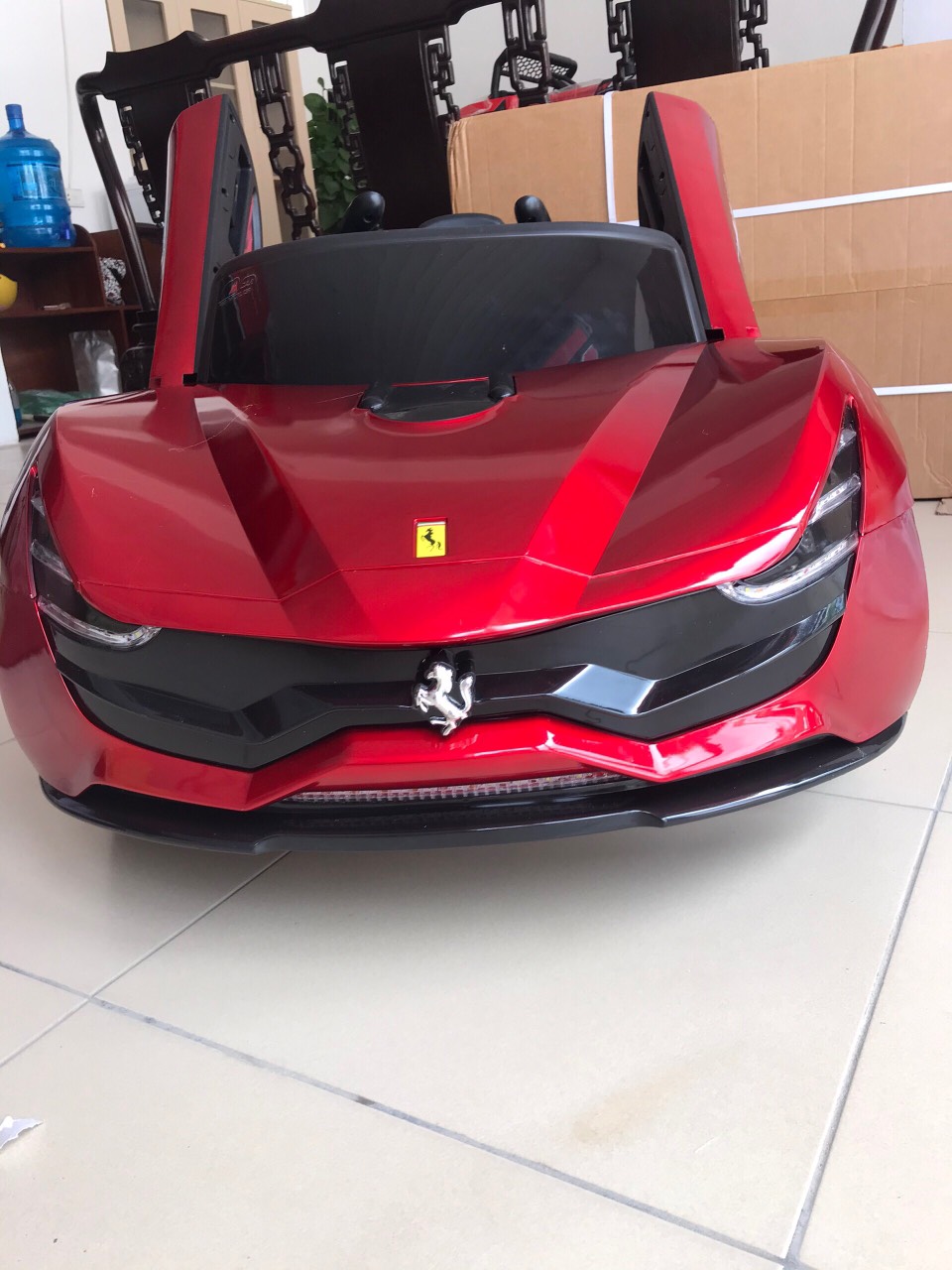 Cực phẩm Xe ô tô điện trẻ em Ferrari 5787 thiết kết sang trọng đẳng cấp
