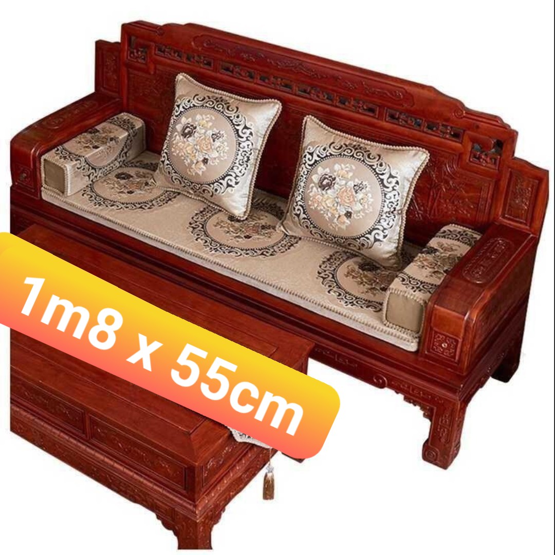 Bộ thảm ghế 1m8 x 55cm và Com bo 5 gối tựa màu nâu