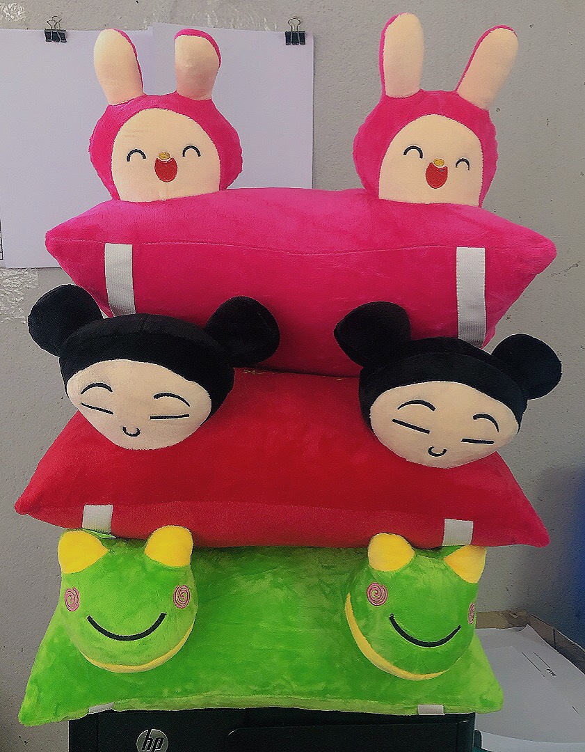 Gối ngồi xe cho bé , gối 2 đầu cho bé