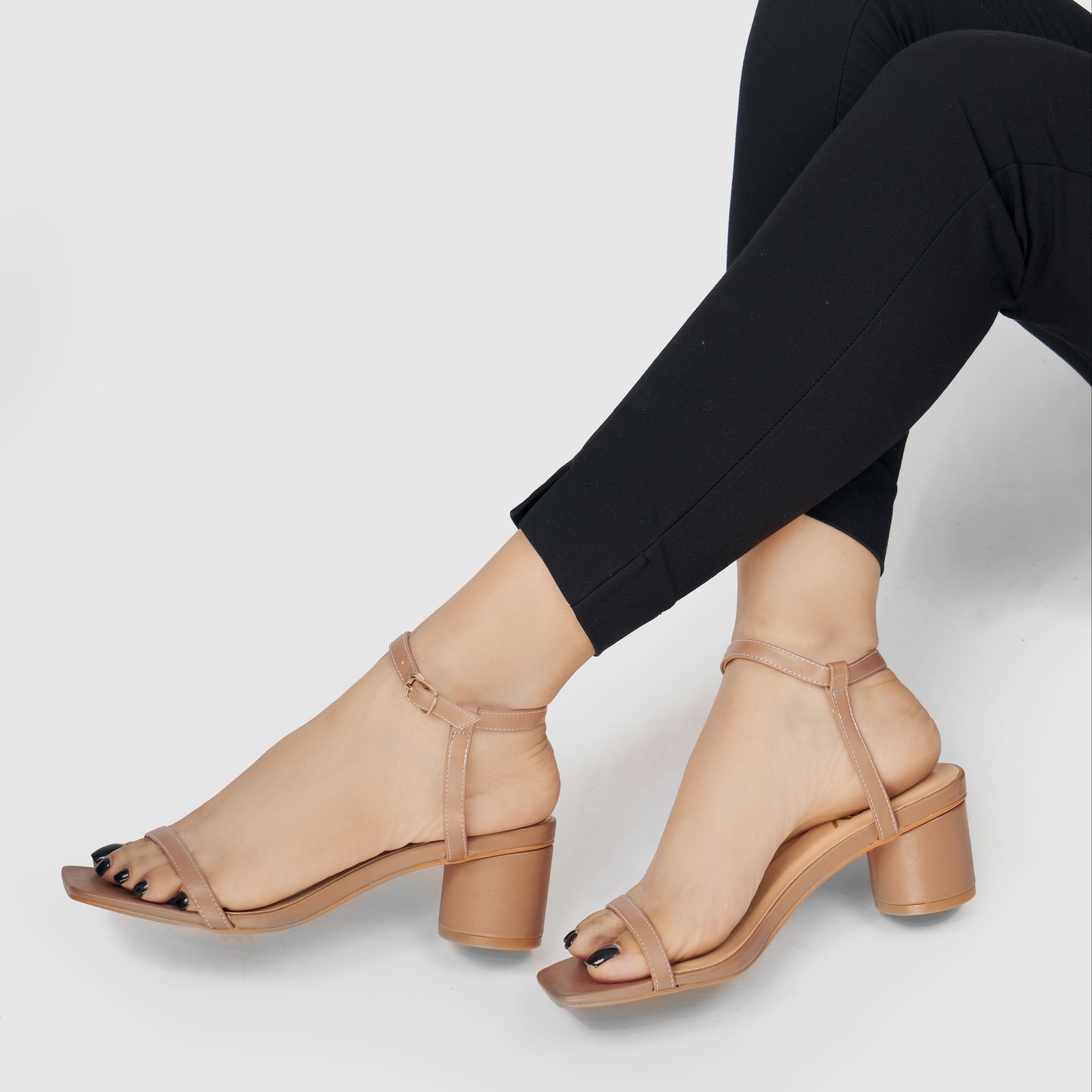 Giày sandal quai ngang công sở gót trụ cao 5cm