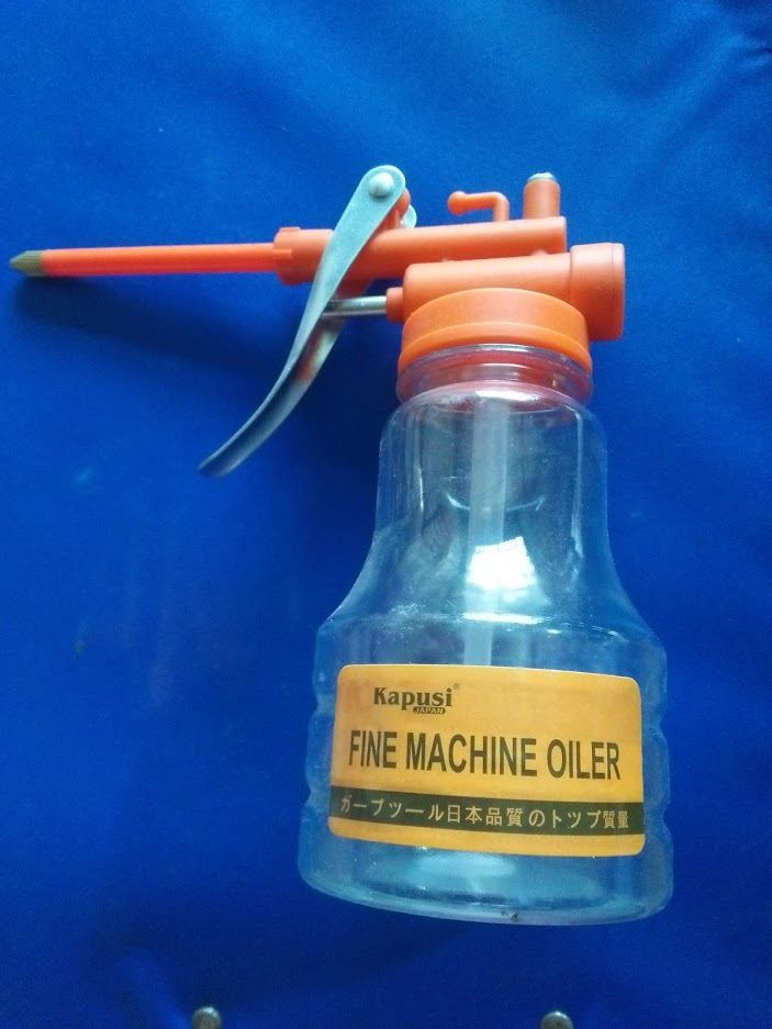 Bình Xịt Dầu, Bình vịt bơm dầu, Bình xịt dầu nhớt Bằng Nhựa KAPUSI JANPAN