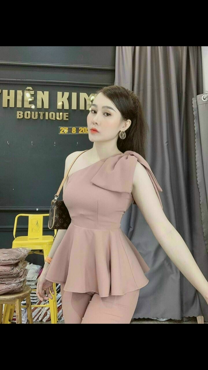 [HCM]SET BỘ QUẦN 9 TẤC ÁO PEPLUM PHỐI NƠ LỆCH VAI DỄ MẶC PHÙ HỢP NHIỀU HOÀN CẢNH QCS