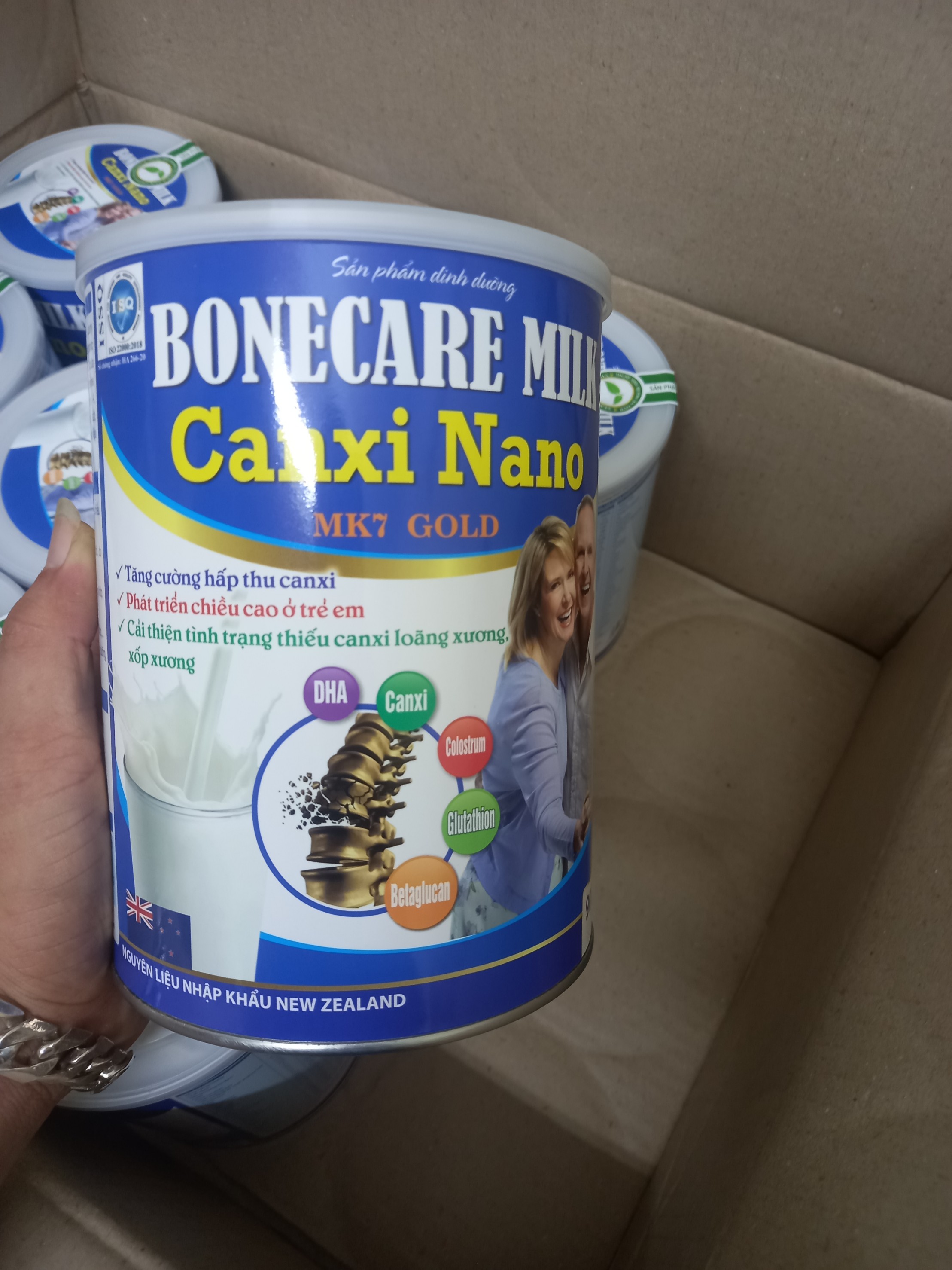 Hộp 900g Sữa xương khớp BONECARE MILK CANXI NANO MK7 Gold tăng cường dẻo dai cho xương khớp giảm đau nhức xương