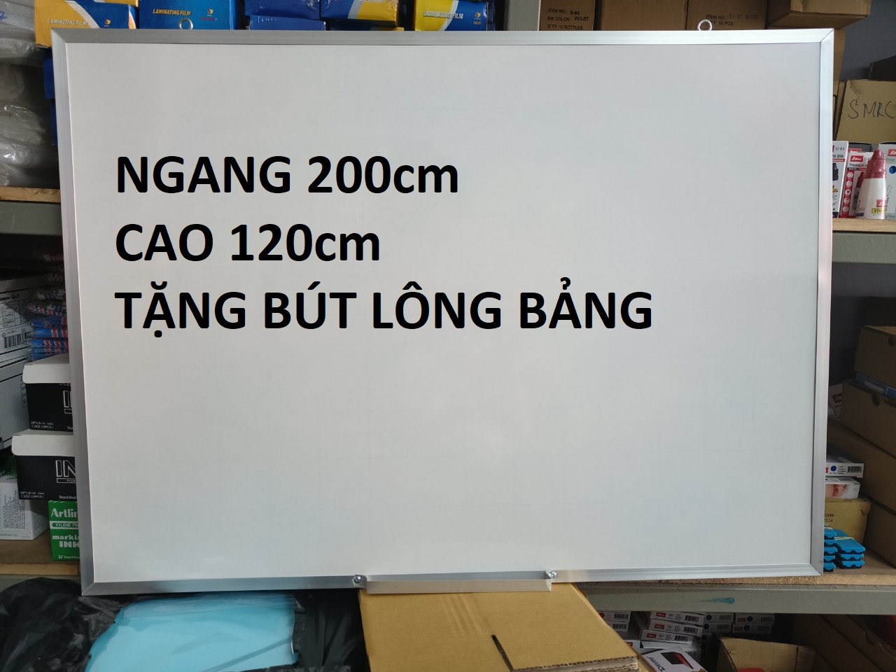 Bảng mica viết bút lông kích thước 120 x 200cm tặng kèm bút lông bảng