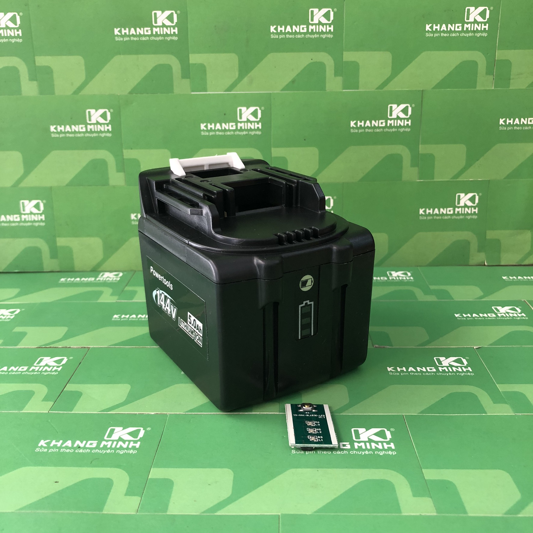 Vỏ pin Makita 14.4V 4S - 3P, 3 hàng cell và mạch Led báo pin 4S