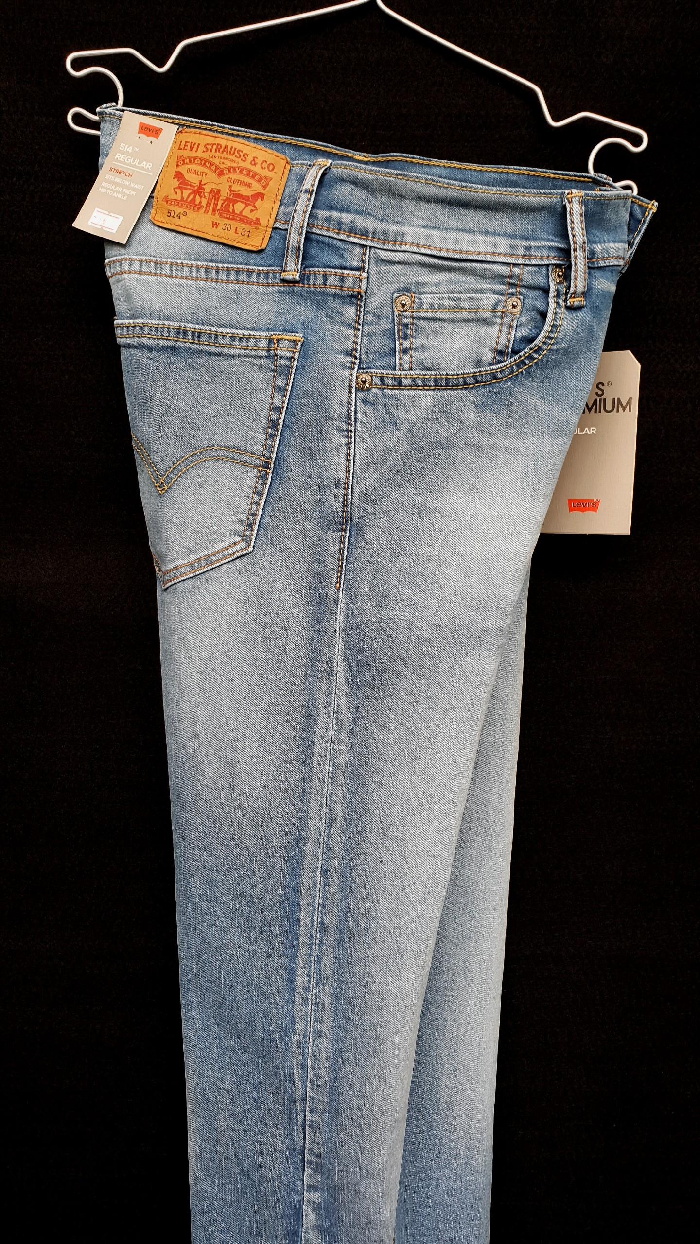 Quần jean slim fit ống đứng lativ's