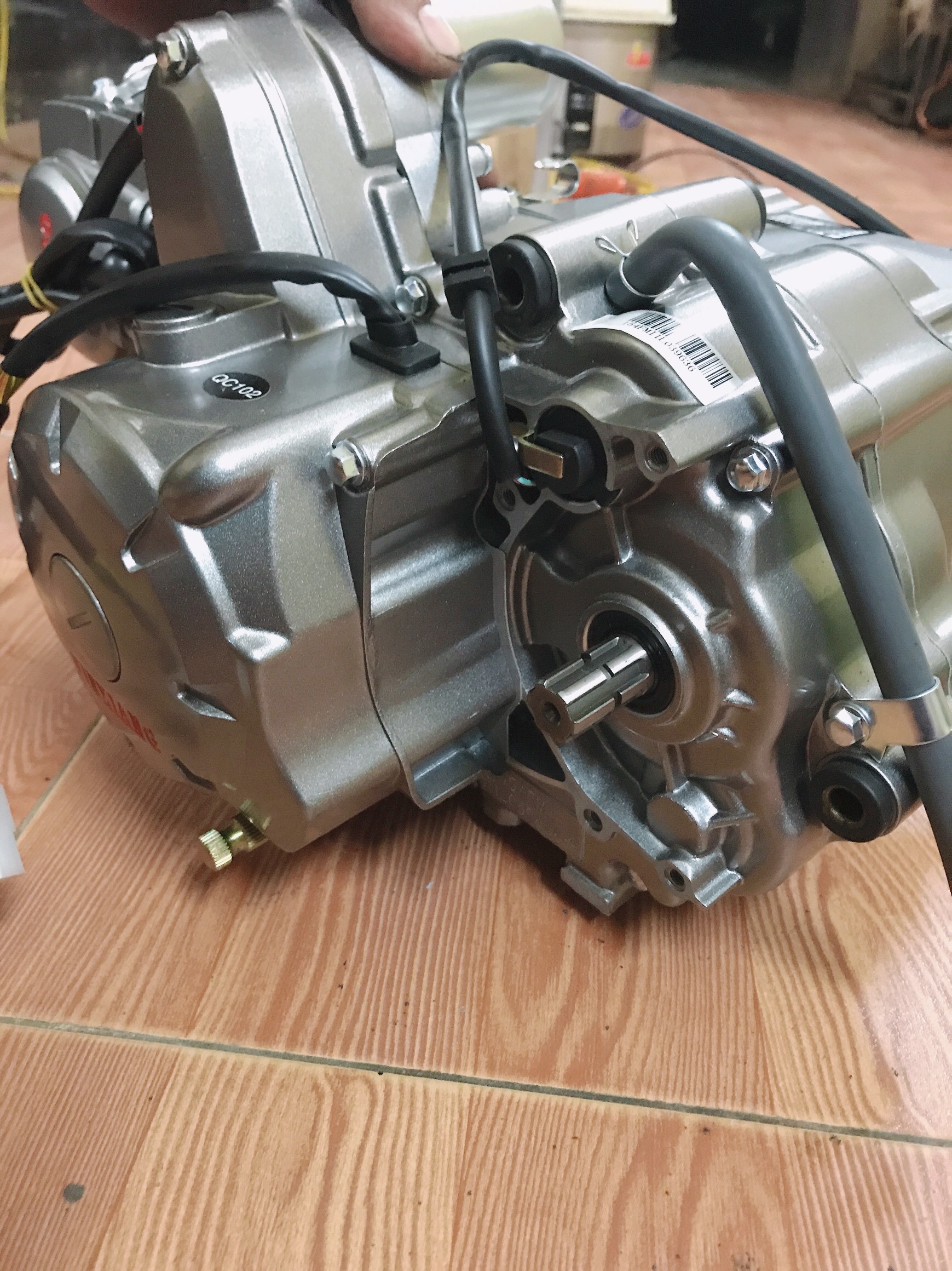 [FreeShip+Quà]Cụm Động Cơ Yinxiang 130cc-Côn tay,Động cơ xe 3 gác, Xe Ba Bánh, Xe Thương Binh, Win 110, win 100, honda dream, honda wawe 100,Caferace motors shop, 0984971183,gn125, tracker, Bobber, Chopper, Street Cub, Caferace, Scramler, Brat