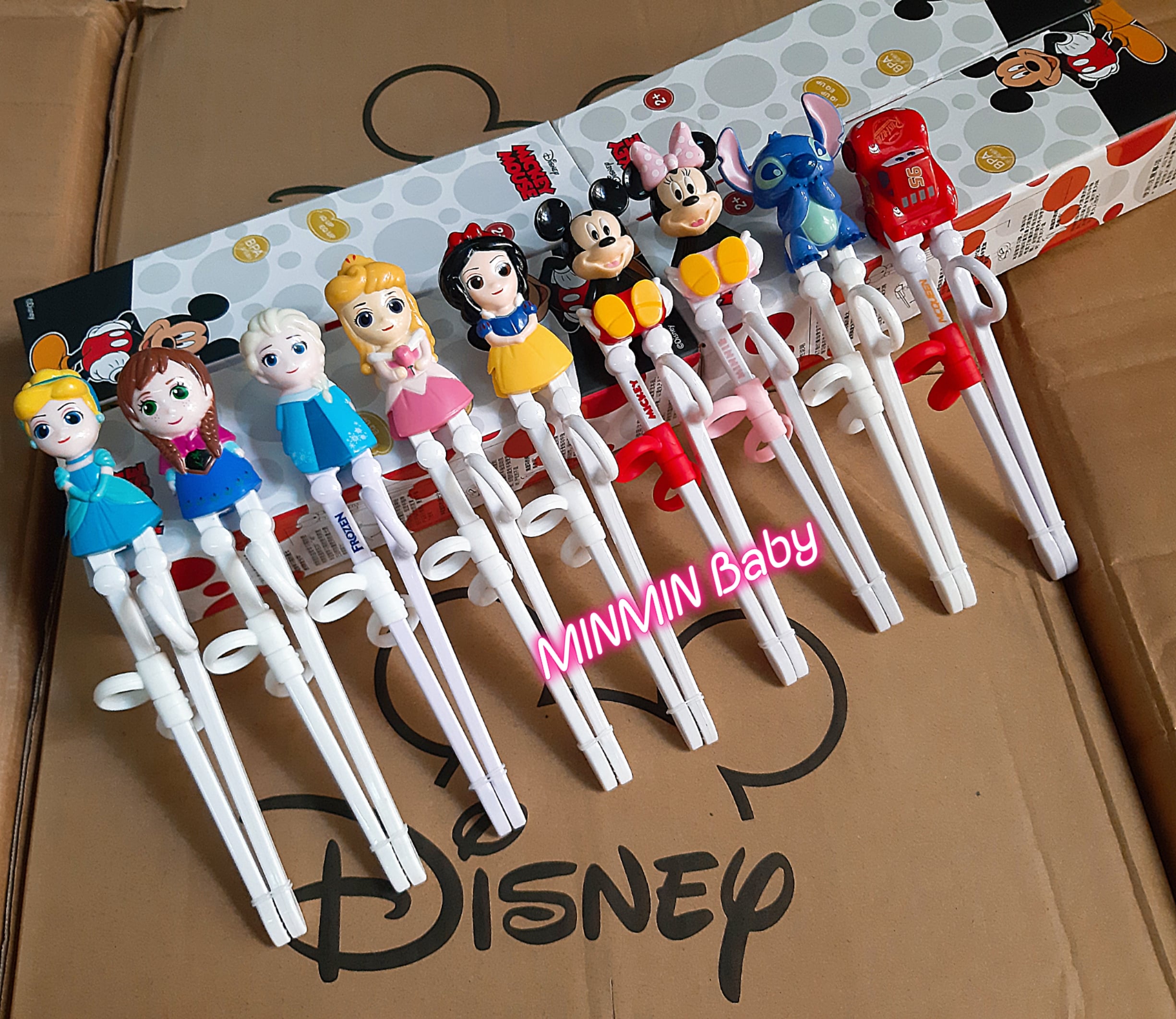 Đũa tập ăn cho bé Elsa Anna Disney Marvel 3D
