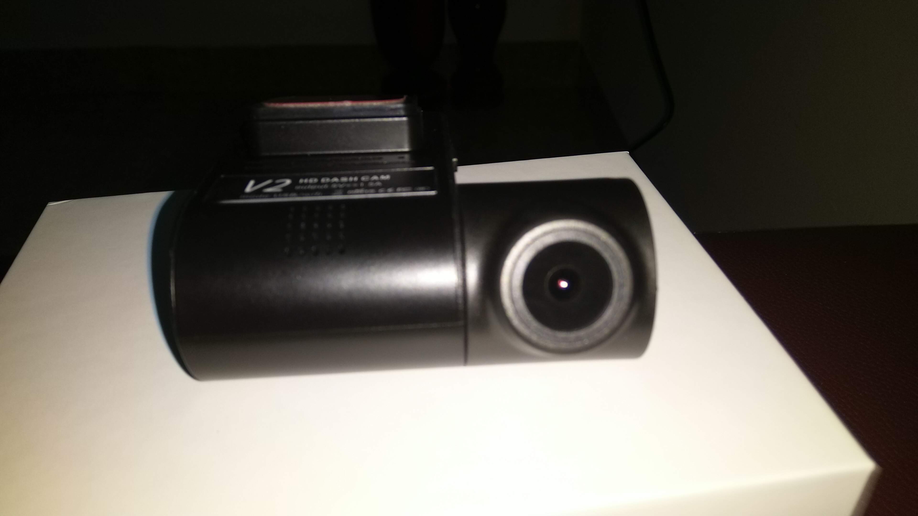Camera hành trình V2 xem qua điện thoại