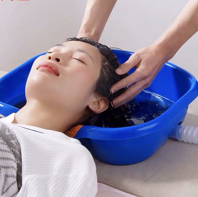 Chậu gội đầu tại giường cho người bệnh kèm giá đỡ