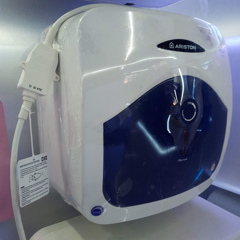 Bình ariston chống giật blu 15r 2.5 fe 15 lít giá rẻ