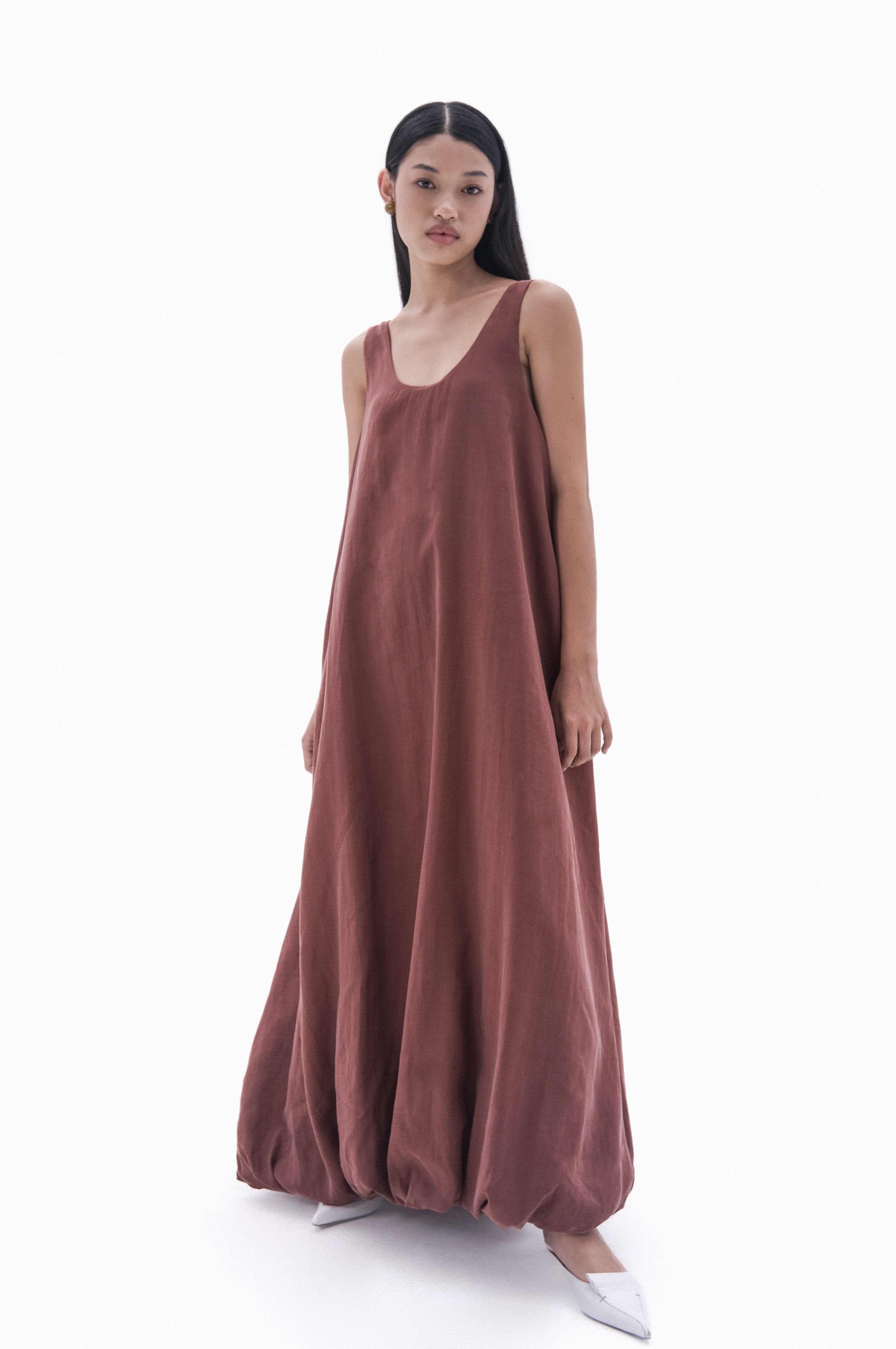 /ou'ba:d/ - đầm váy bí lụa màu đỏ gạch form suông basic nữ, chất vải mịn s/m/l