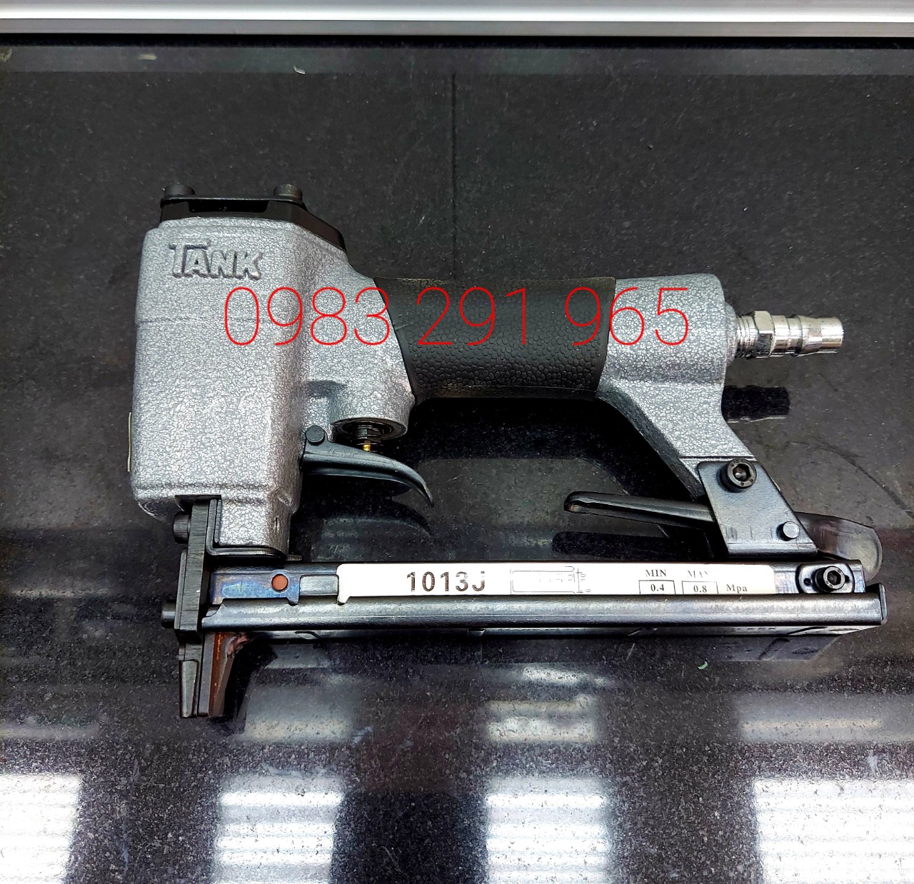 Súng bắn đinh u dùng hơi tak-1013j