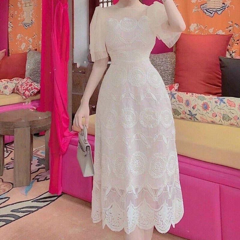 Đầm dự tiệc ren cao cấp tay lưới