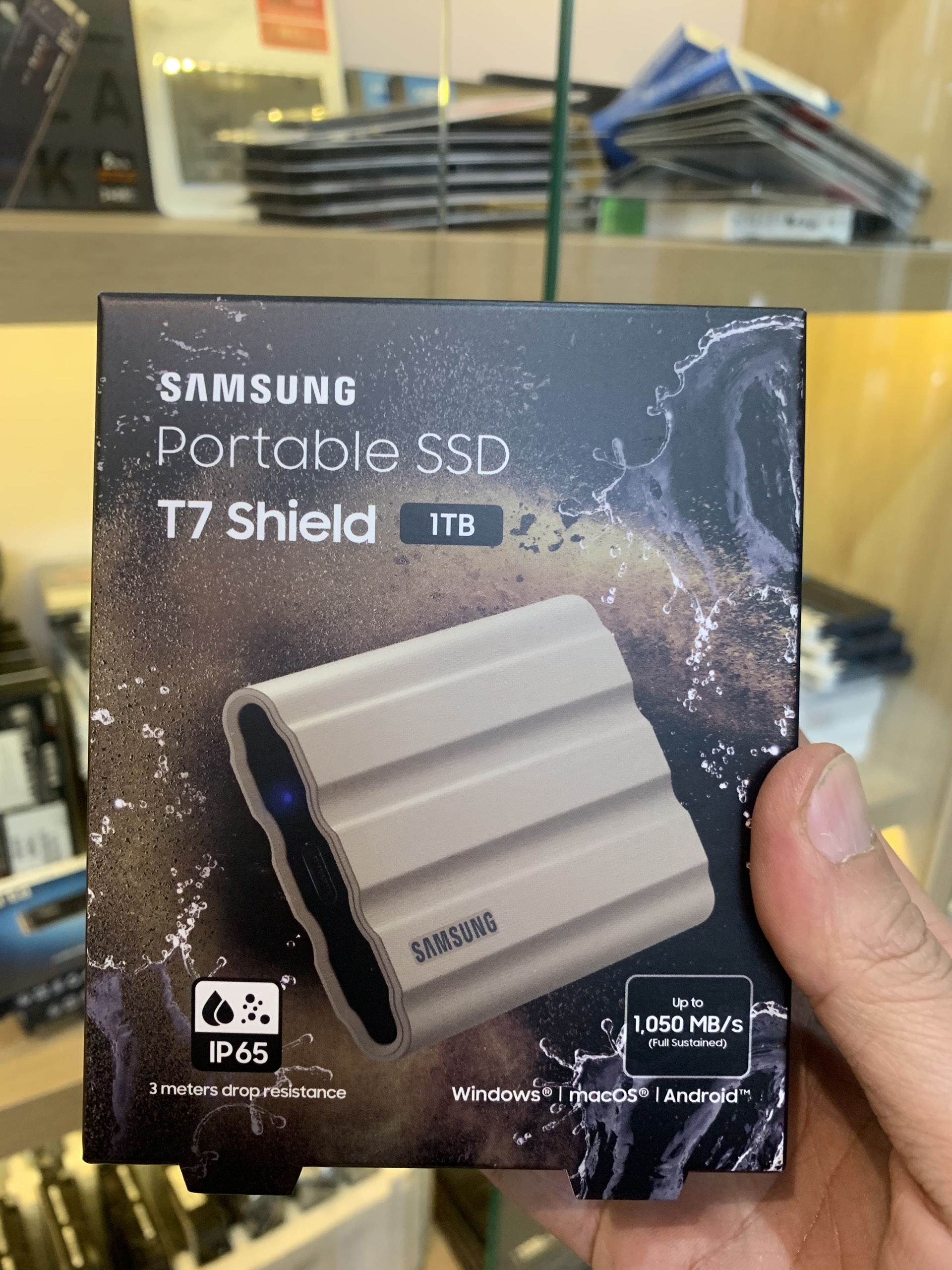 Ổ cứng di động ssd samsung t7 shield 1tb