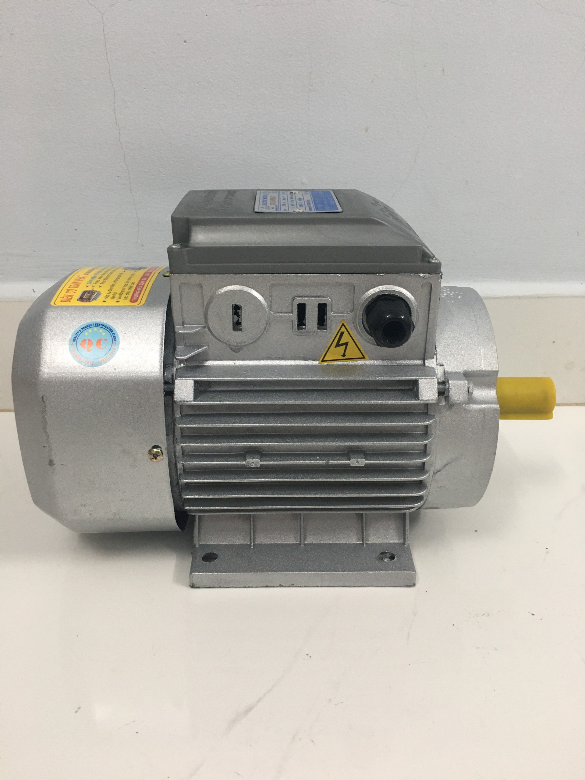 Động cơ điện mô tơ toàn phát 1.1kw 1.5 hp điện 1 pha 1490 vòng phút