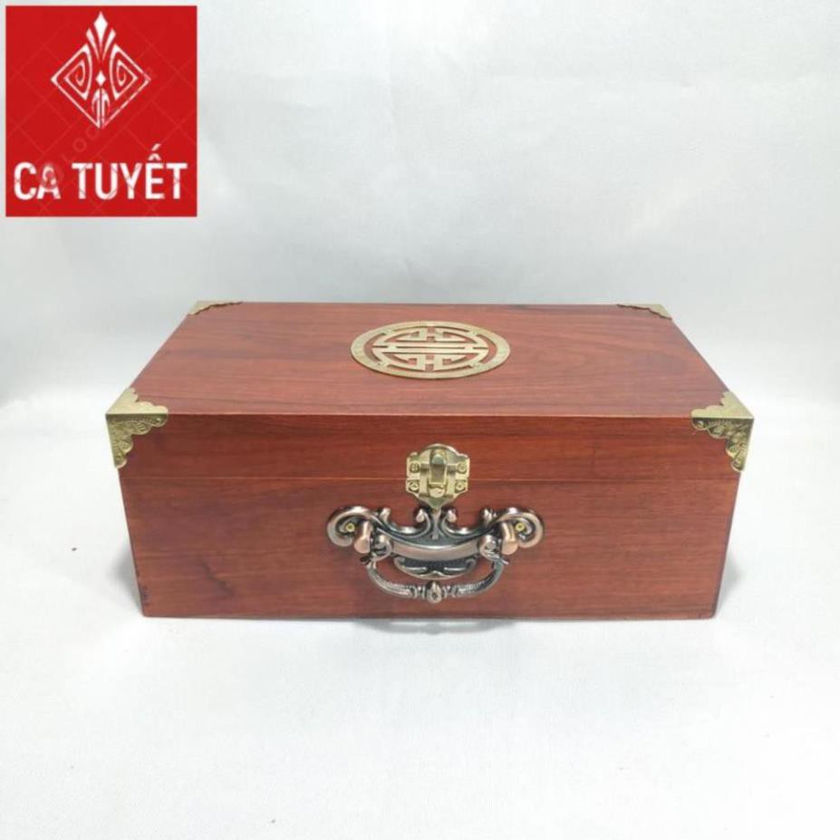 Hộp đựng trang sức, hộp đựng con dấu công ty gỗ hương mặt giáp chữ thọ vàng có quai xách bằng đồng