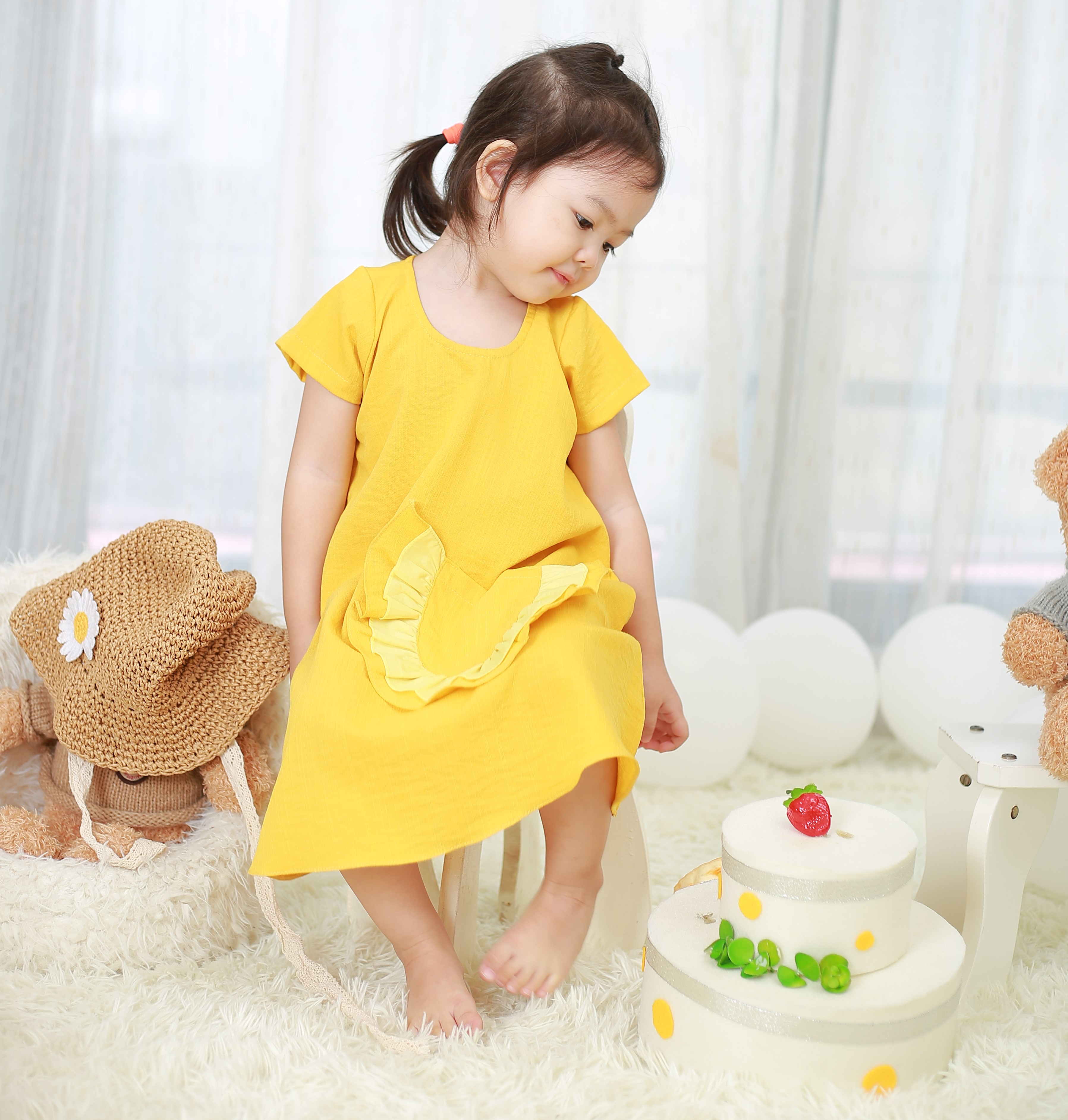 Váy bé gái chào hè rực rỡ màu vàng cute M75