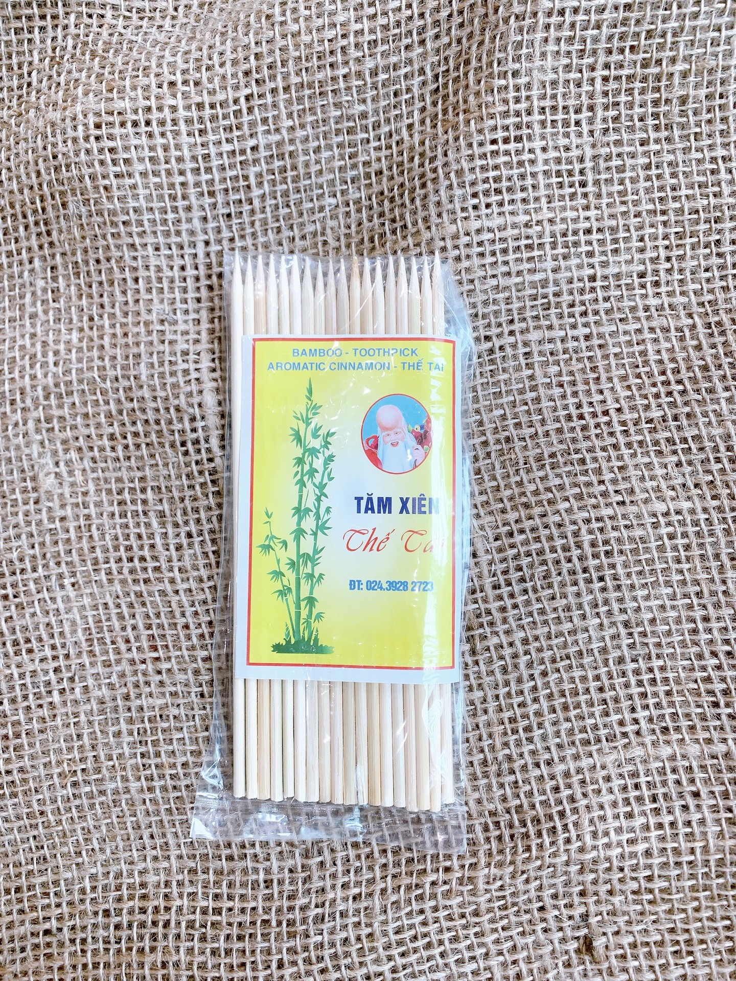Tăm xiên tiện dụng 1 gói 15 xiên