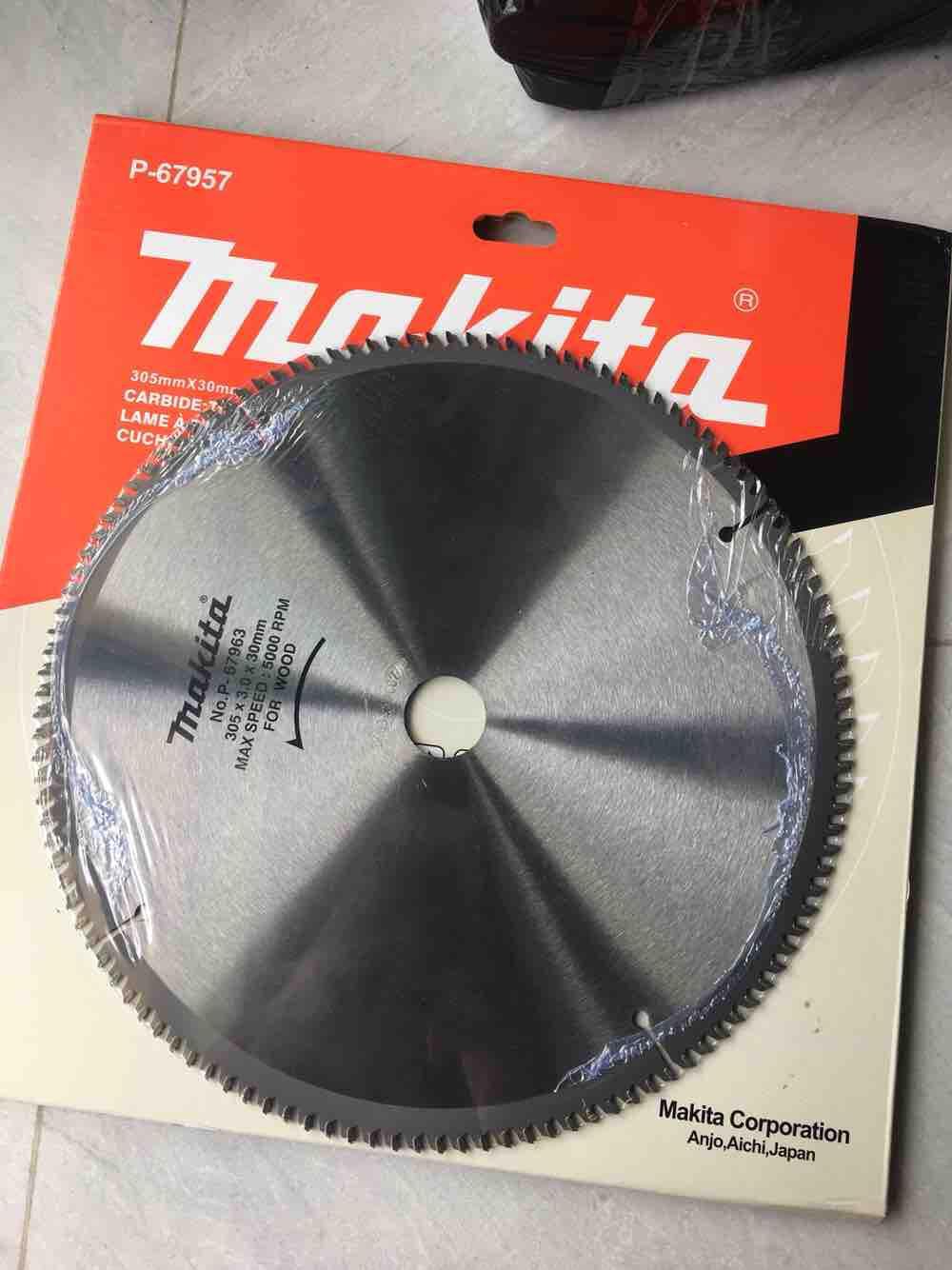 Lưỡi cắt nhôm makita 305mm